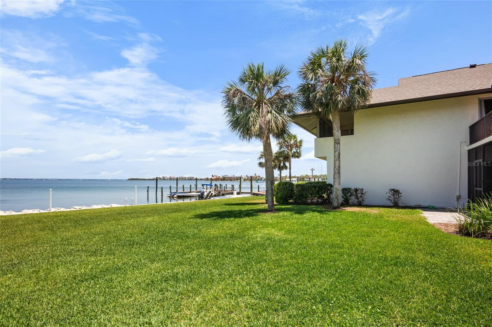 Image 15 of 44 For 4234 Gulf Of Mexico Drive G2