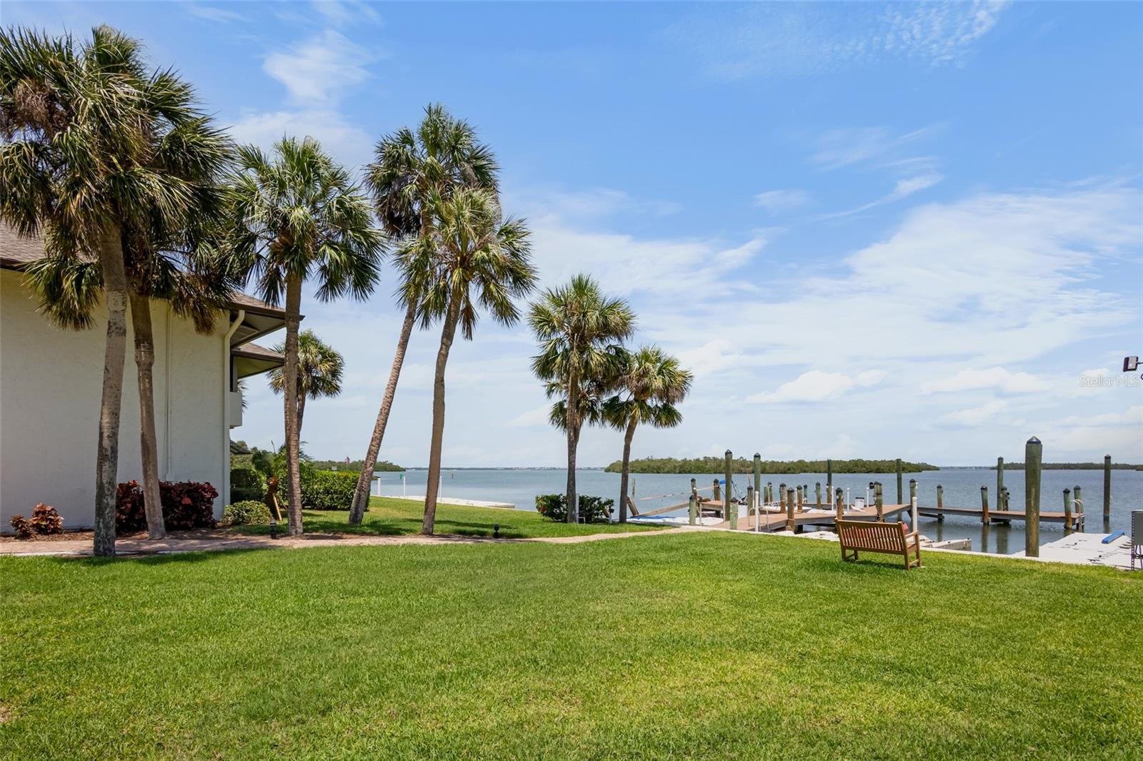 Image 28 of 44 For 4234 Gulf Of Mexico Drive G2