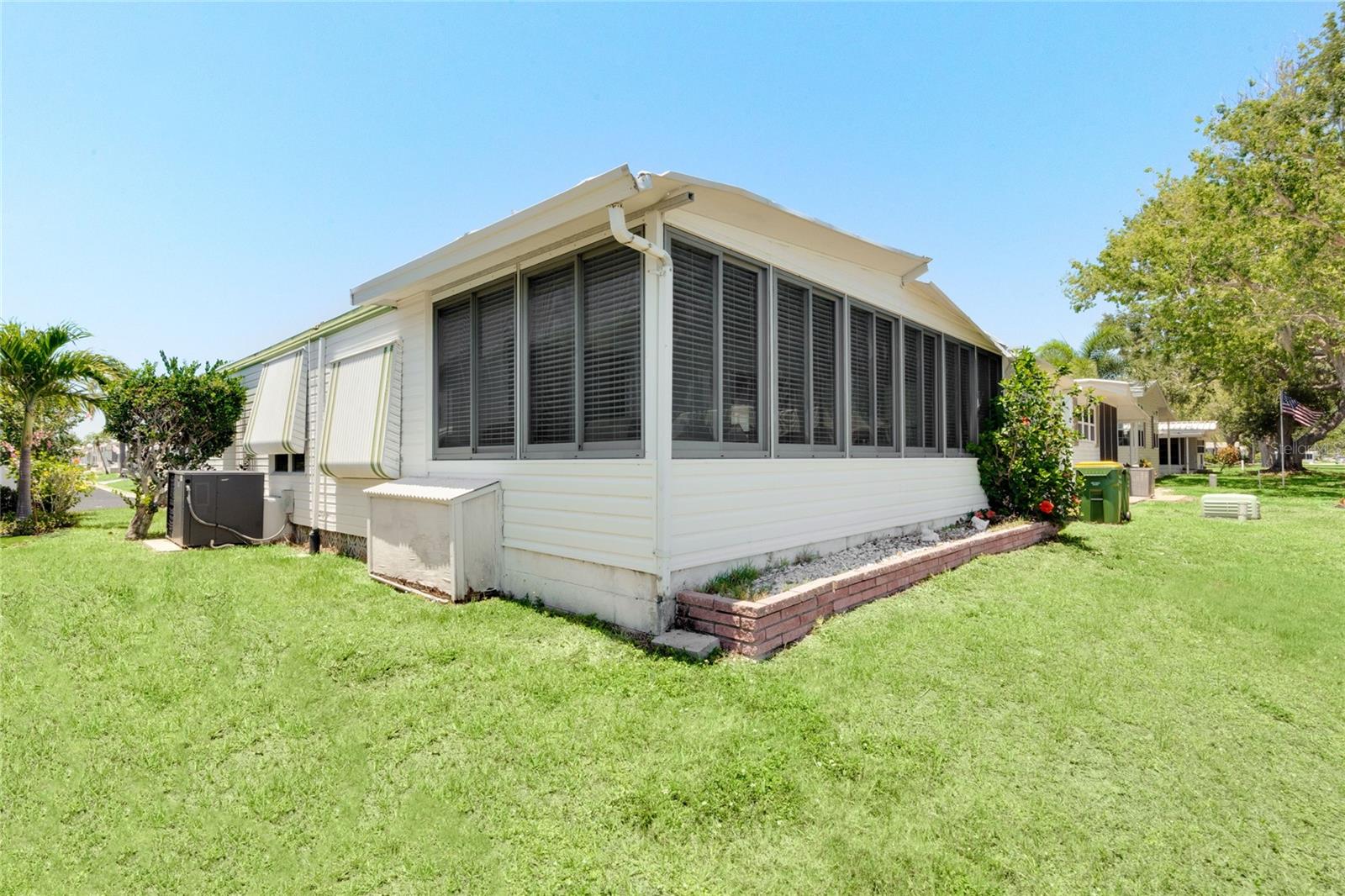 Image 32 of 44 For 307 White Oak Way