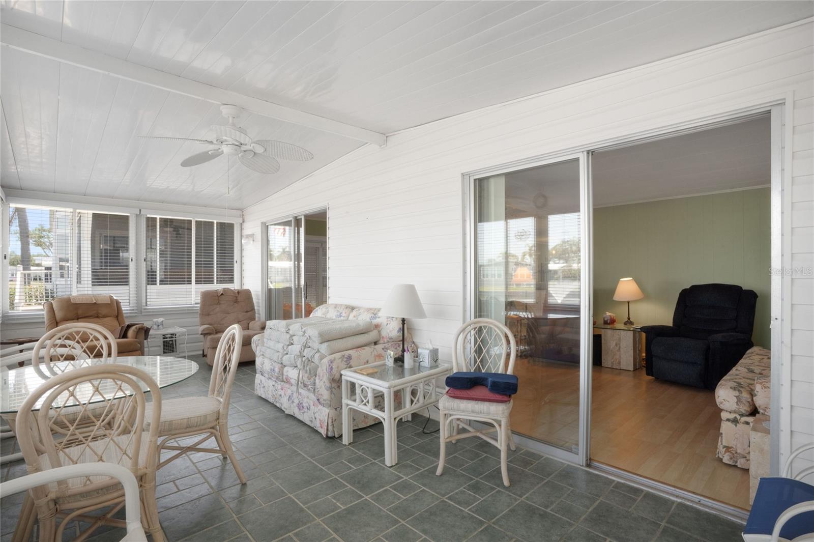 Image 8 of 44 For 307 White Oak Way