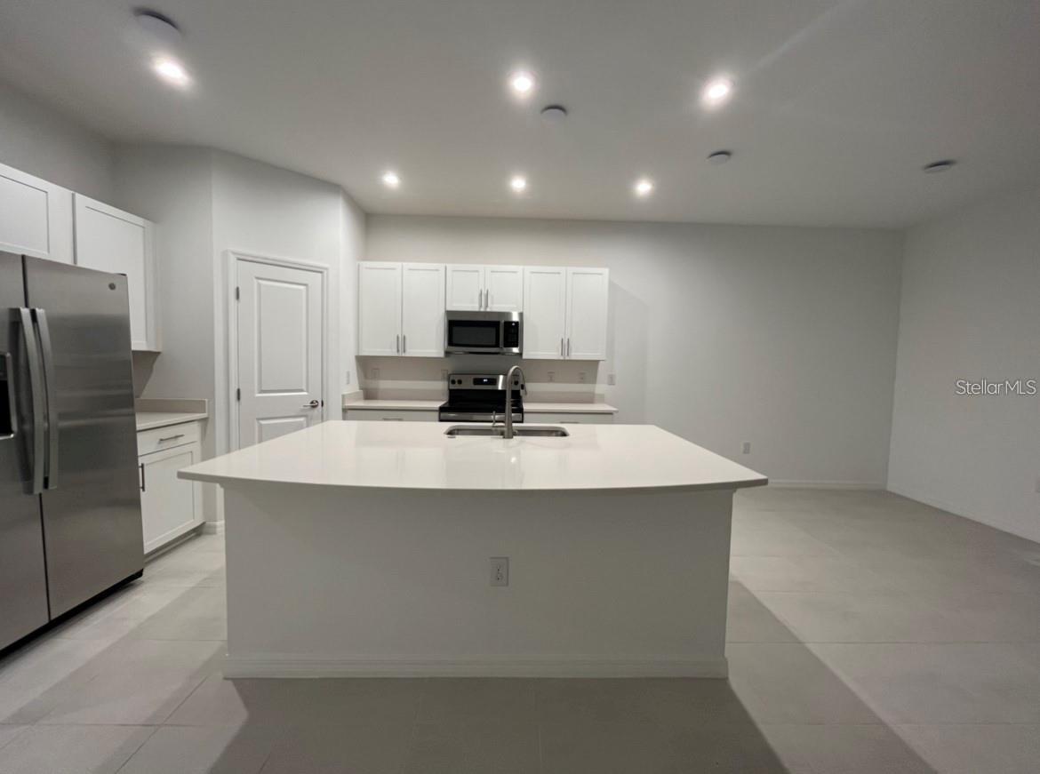 Image 10 of 32 For 8589 Lunar Skye Street