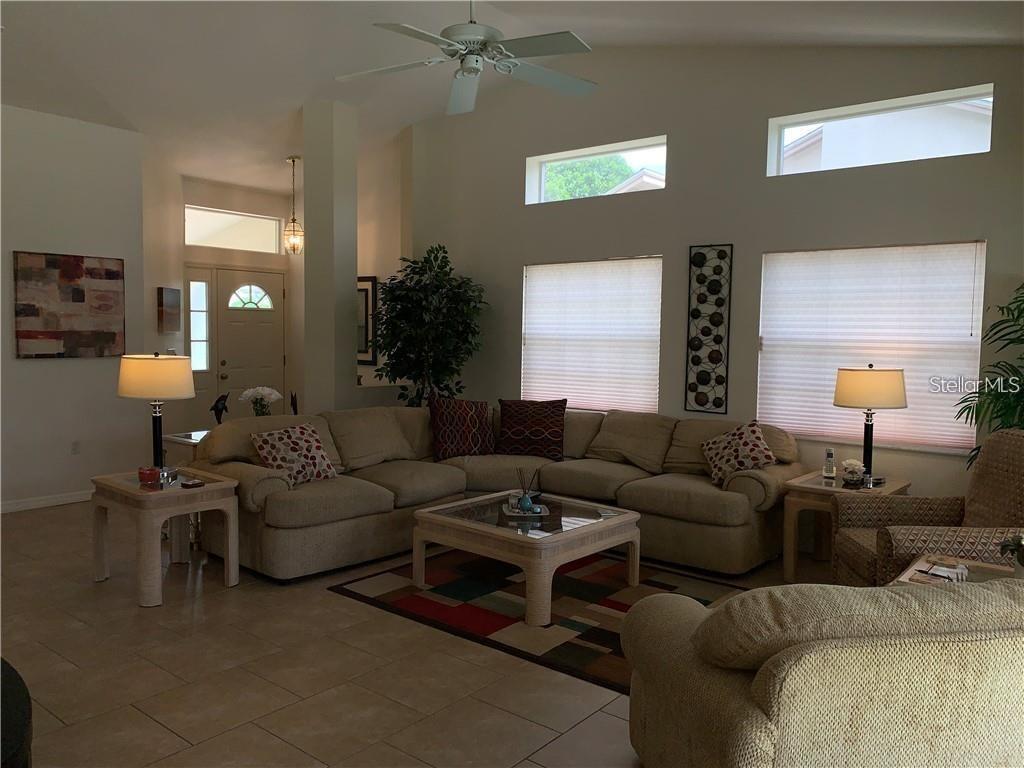 Image 4 of 13 For 4810 Raintree Street Circle E