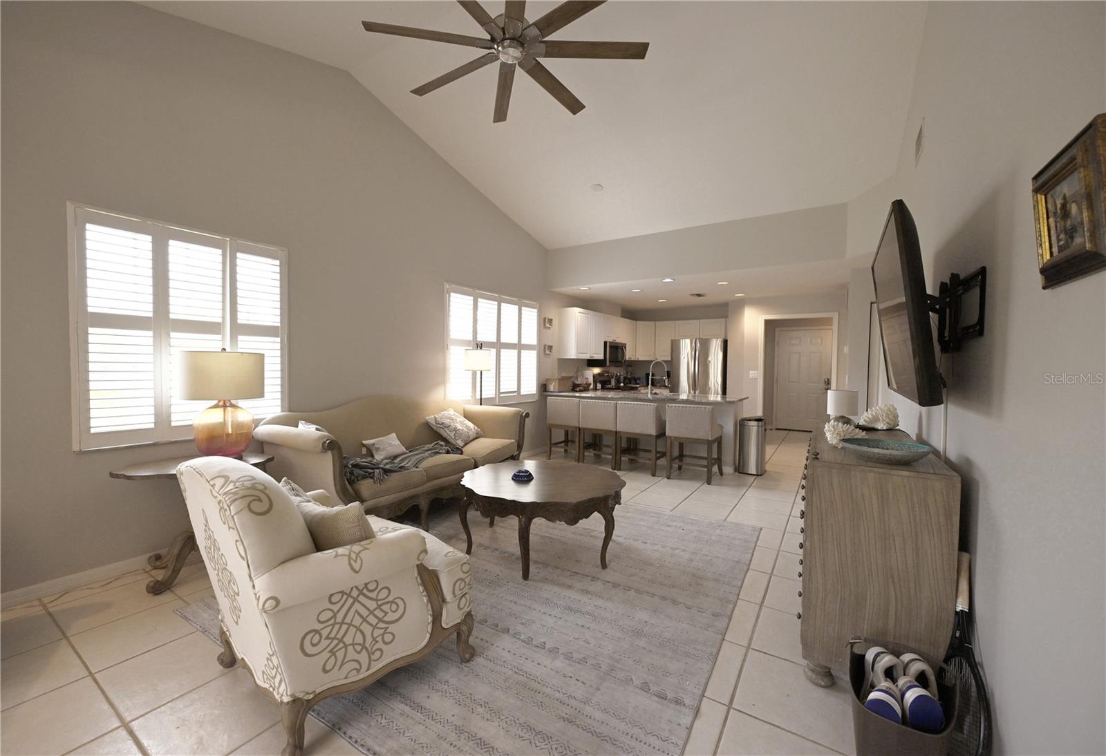 Image 6 of 18 For 3803 54th Drive W 201
