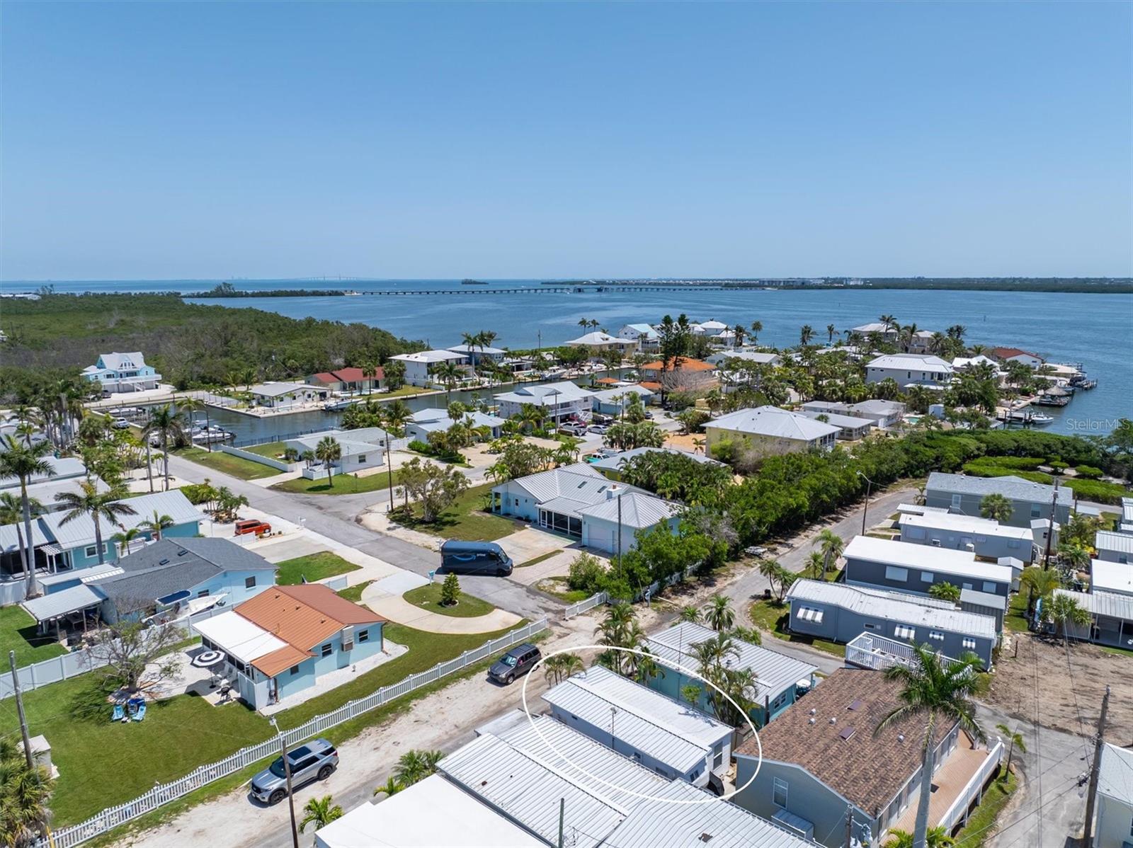Image 14 of 21 For 2601 Gulf Drive N 733