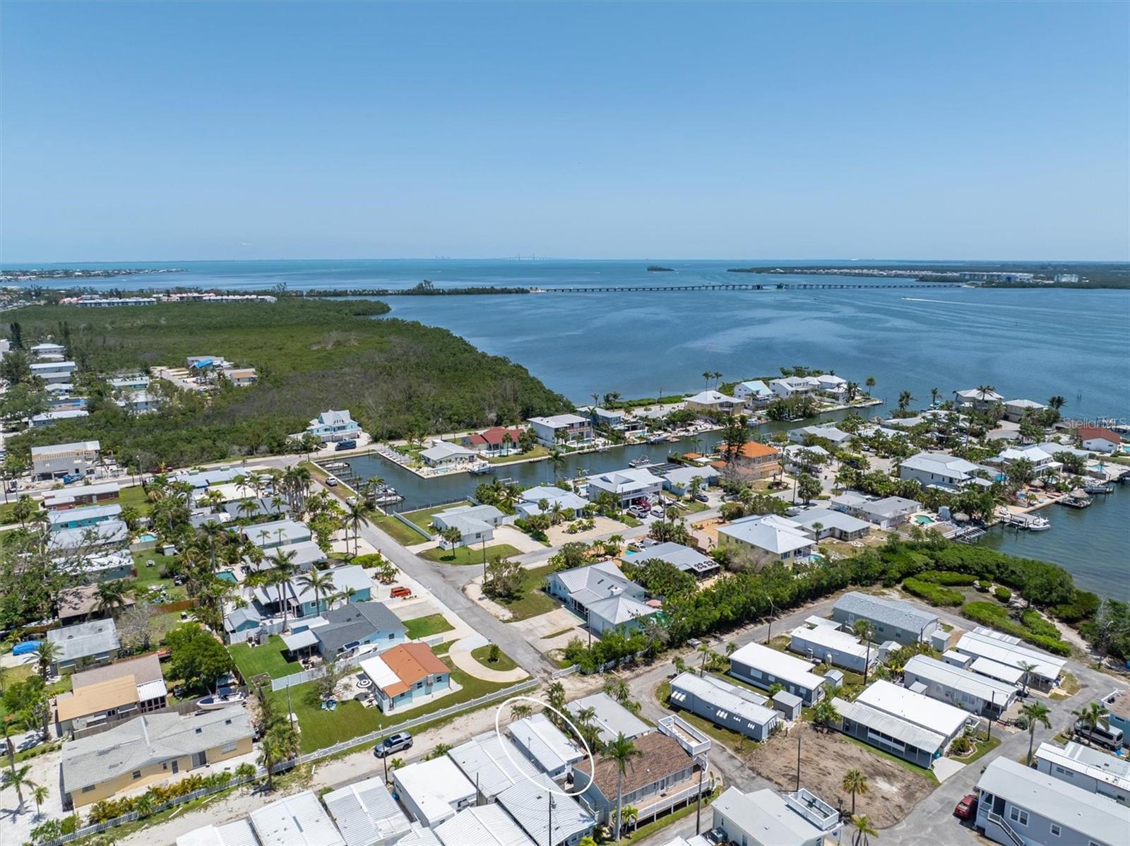 Image 18 of 21 For 2601 Gulf Drive N 733