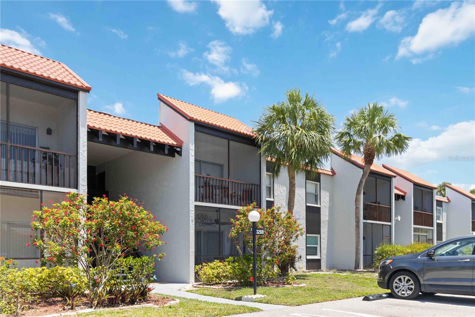 Image 3 of 29 For 3269 Beneva Road 103