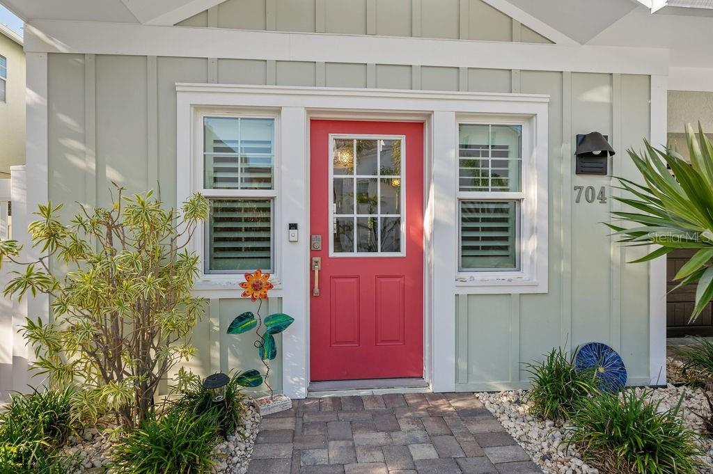 Image 51 of 61 For 704 Gladiolus Street