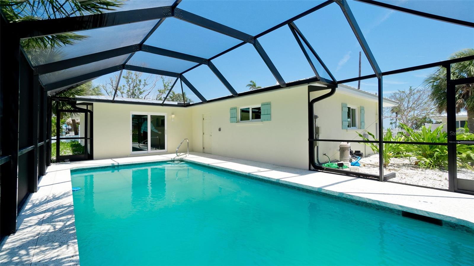 Image 31 of 55 For 791 Saint Judes Dr N