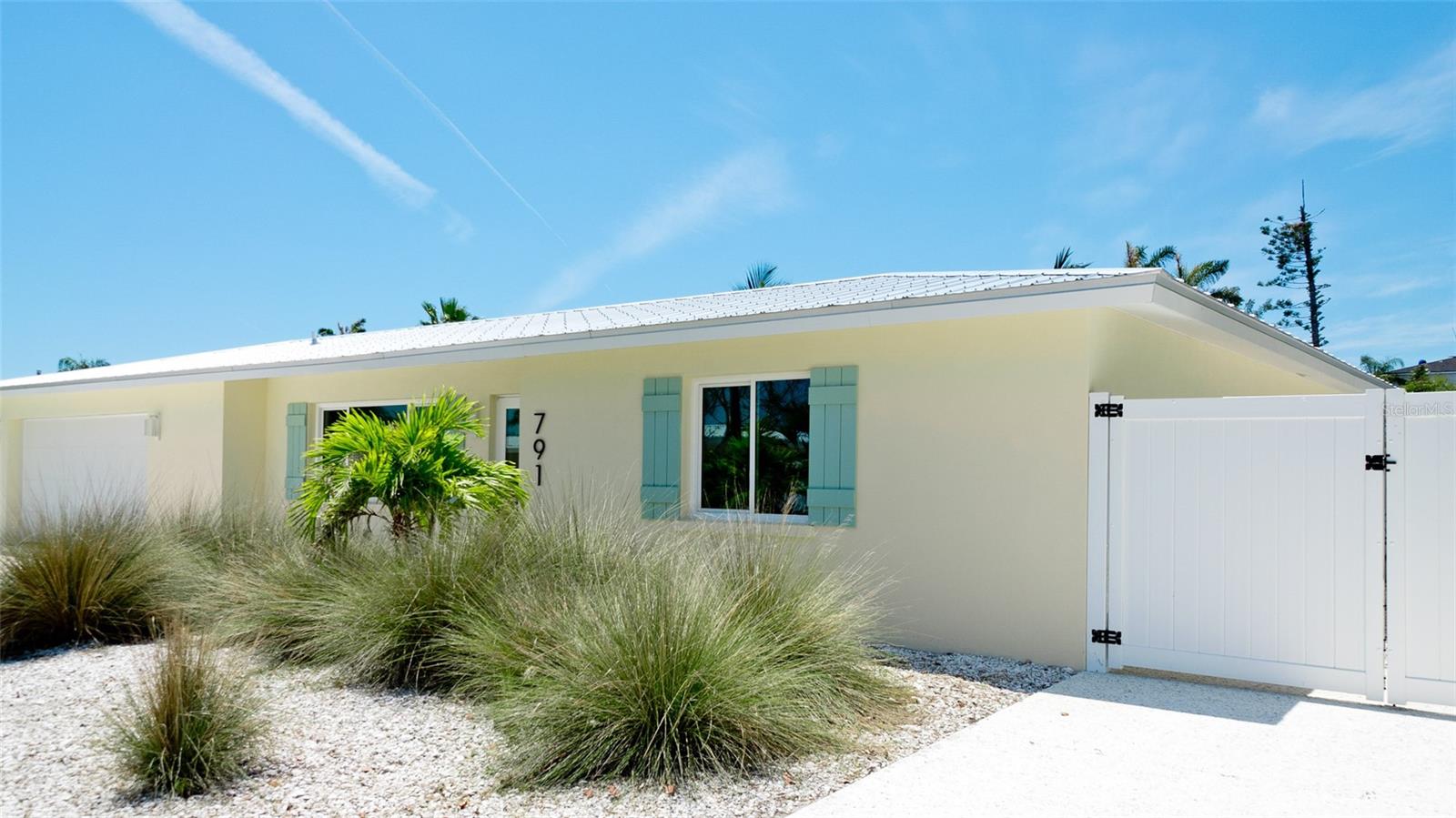 Image 6 of 55 For 791 Saint Judes Dr N