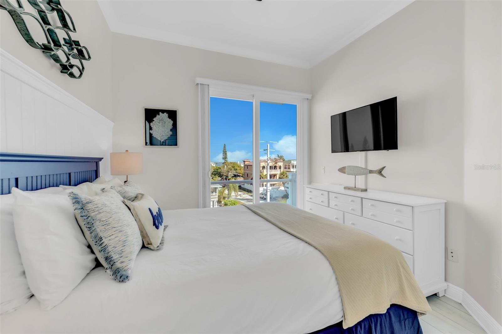 Image 34 of 53 For 2500 Gulf Drive N