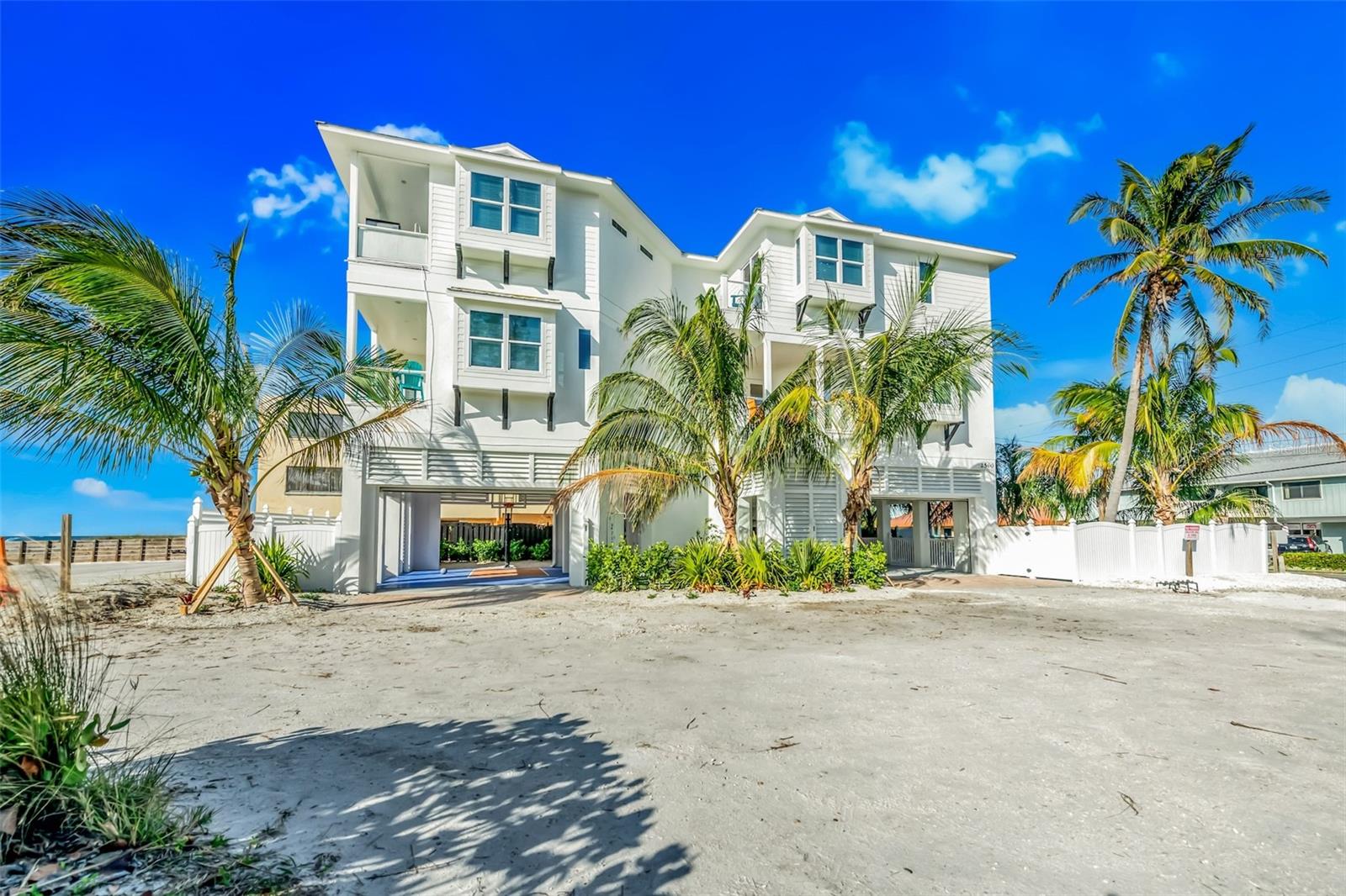 Image 43 of 53 For 2500 Gulf Drive N