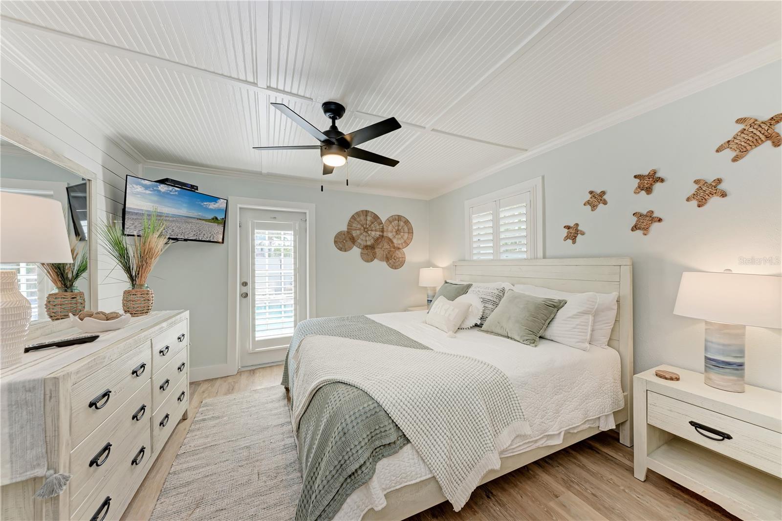 Image 11 of 26 For 301 Highland Avenue 3