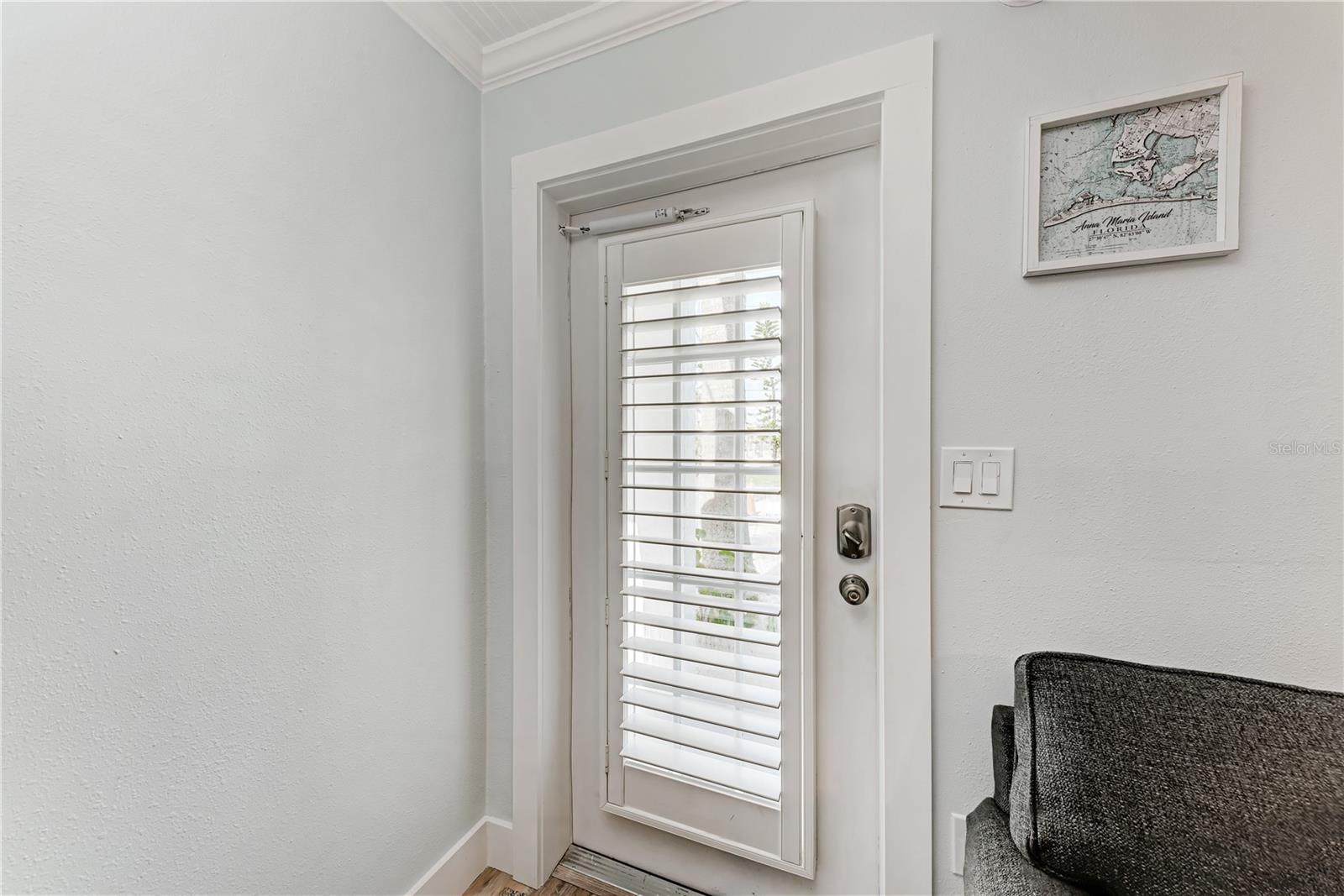Image 6 of 26 For 301 Highland Avenue 3