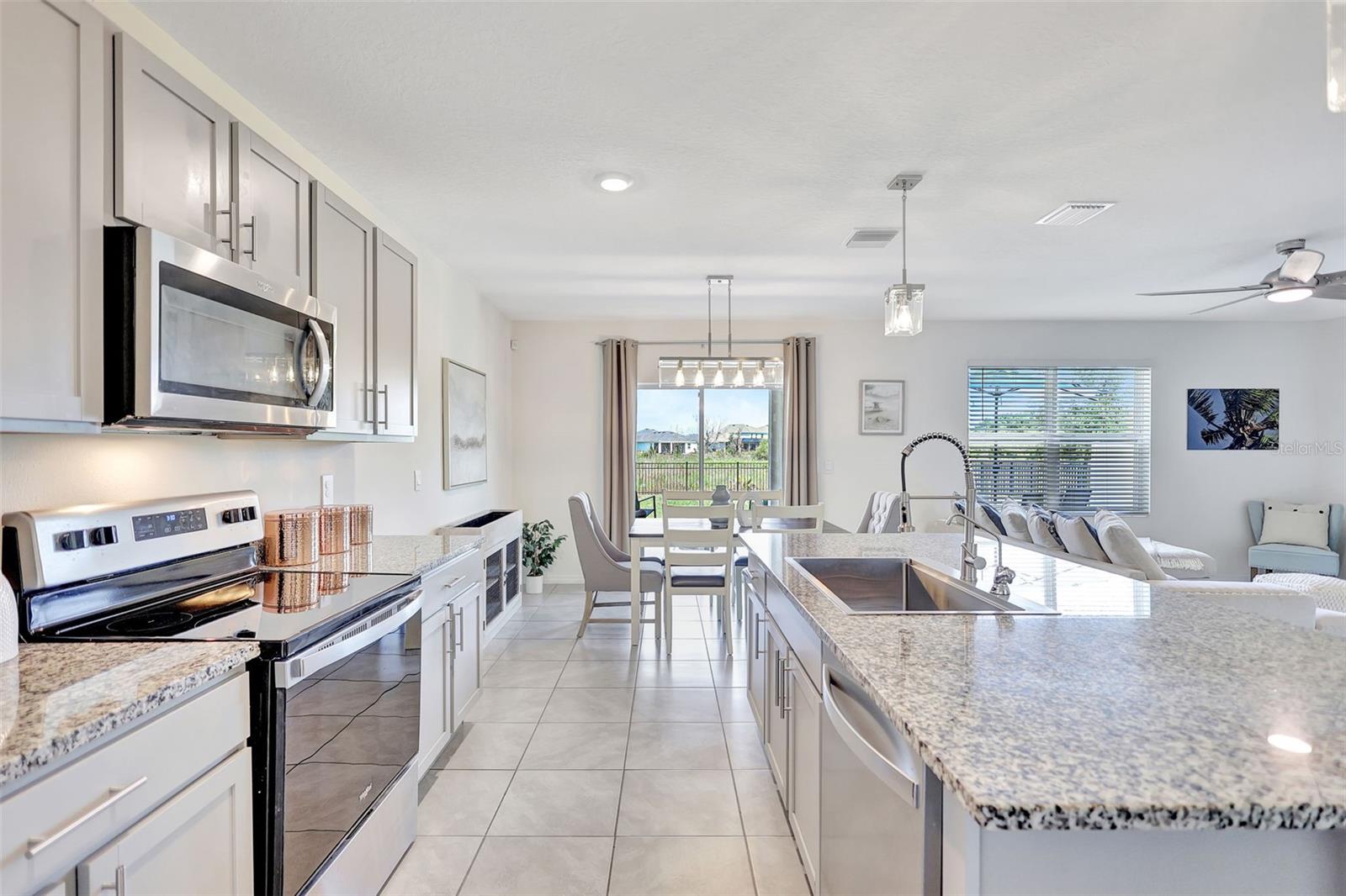 Image 16 of 87 For 17330 Harvest Moon Way