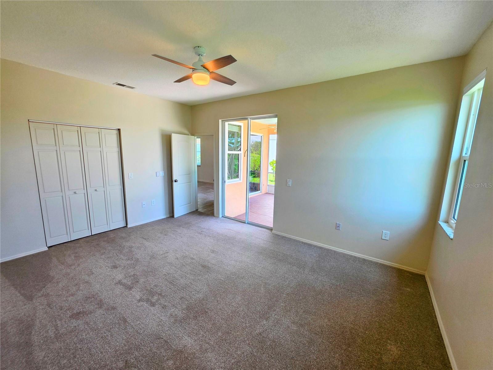 Image 11 of 47 For 834 Springwood Circle