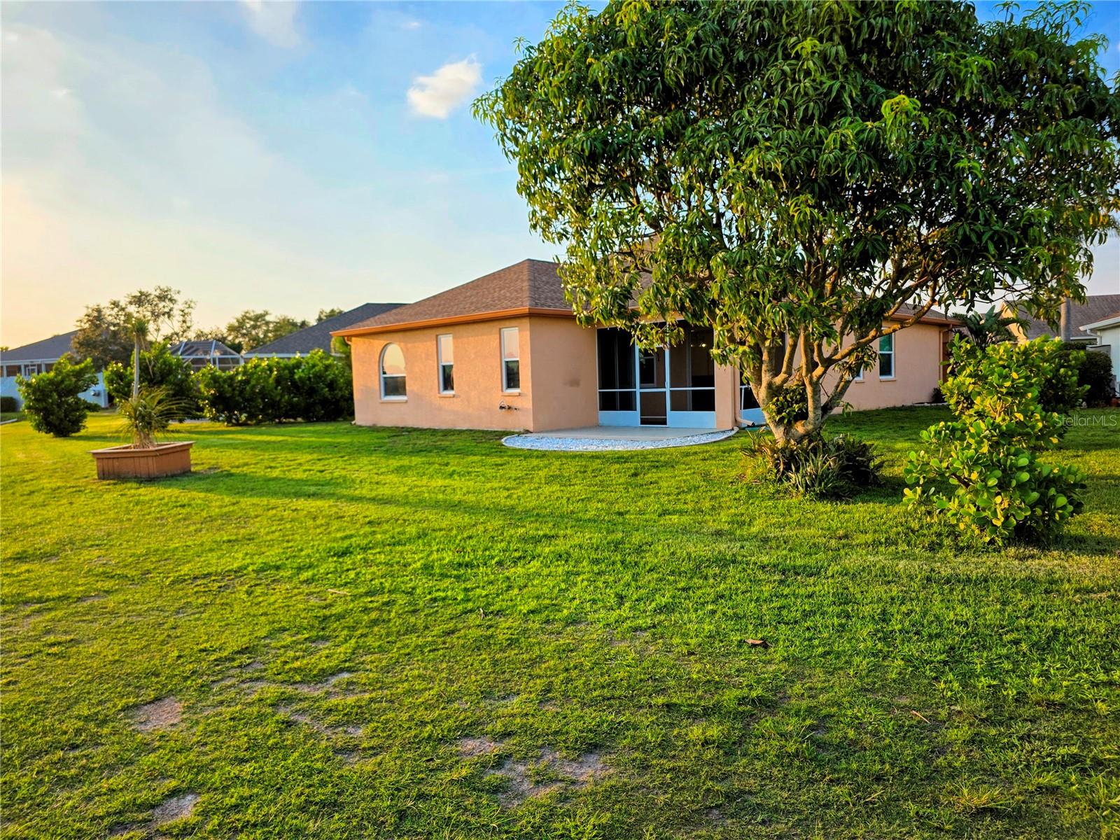 Image 28 of 47 For 834 Springwood Circle