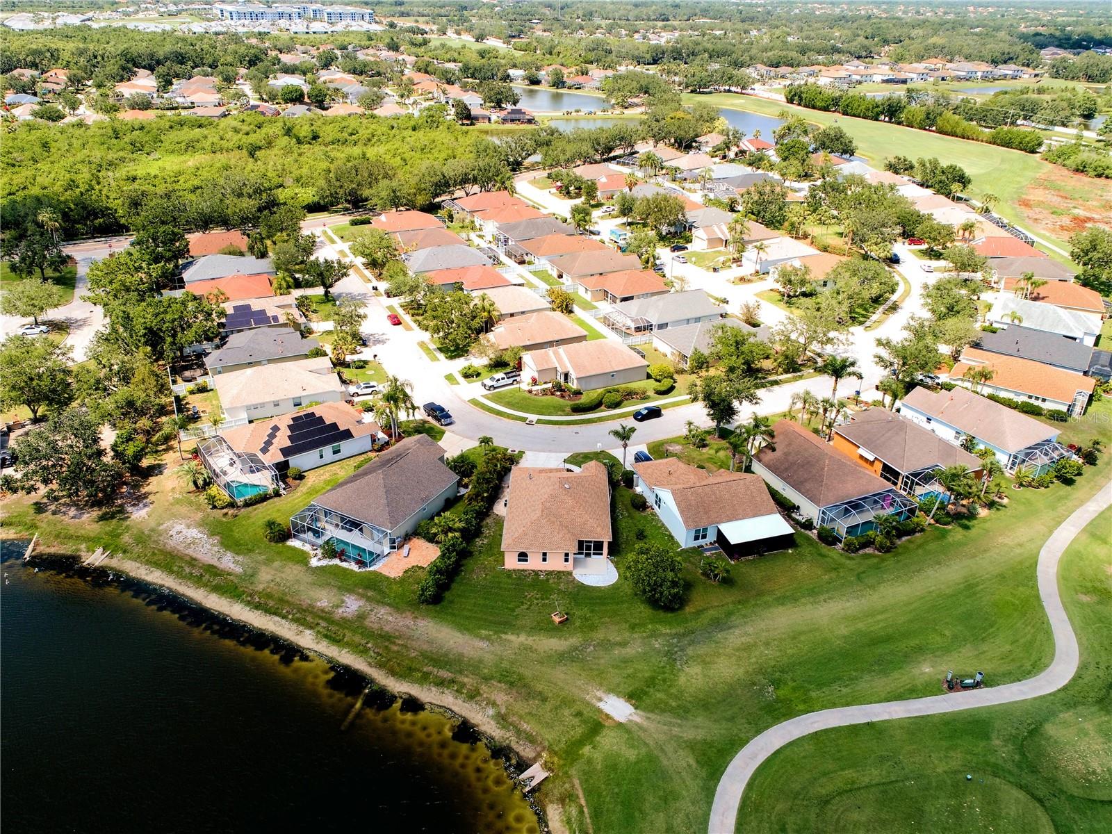 Image 35 of 47 For 834 Springwood Circle