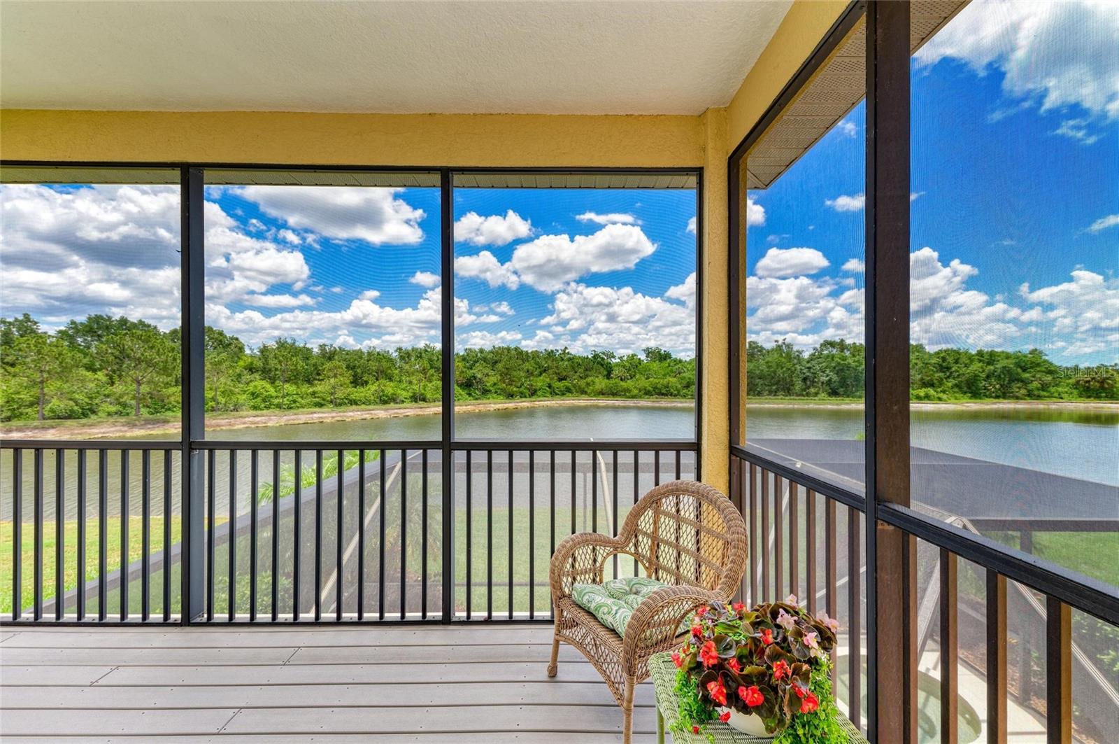 Image 13 of 89 For 235 River Enclave Court