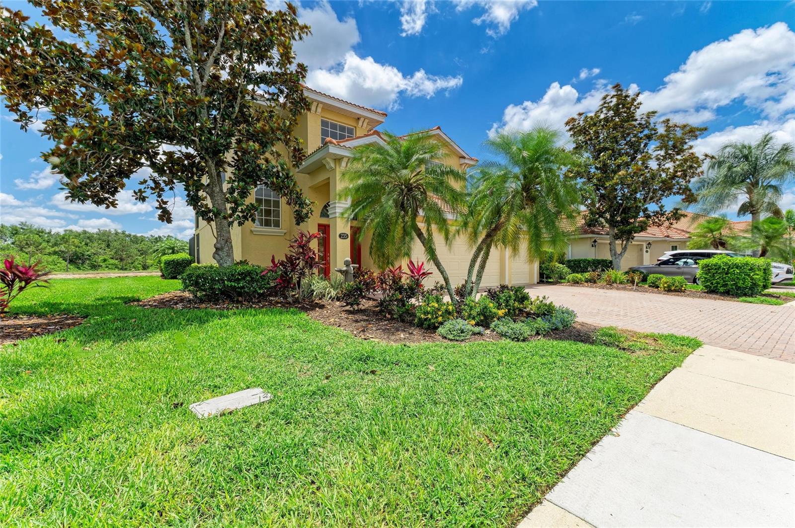 Image 15 of 89 For 235 River Enclave Court
