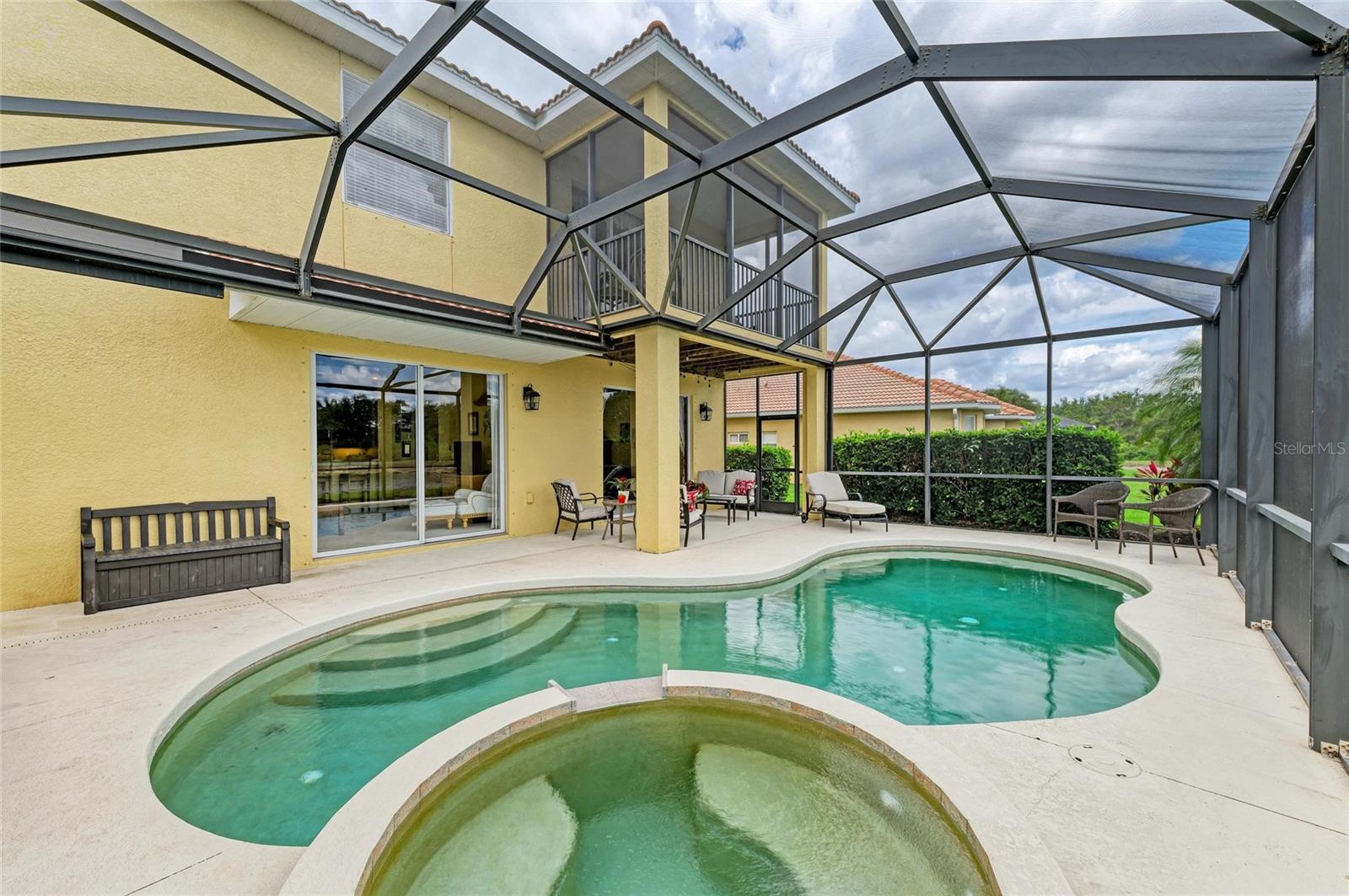 Image 4 of 89 For 235 River Enclave Court