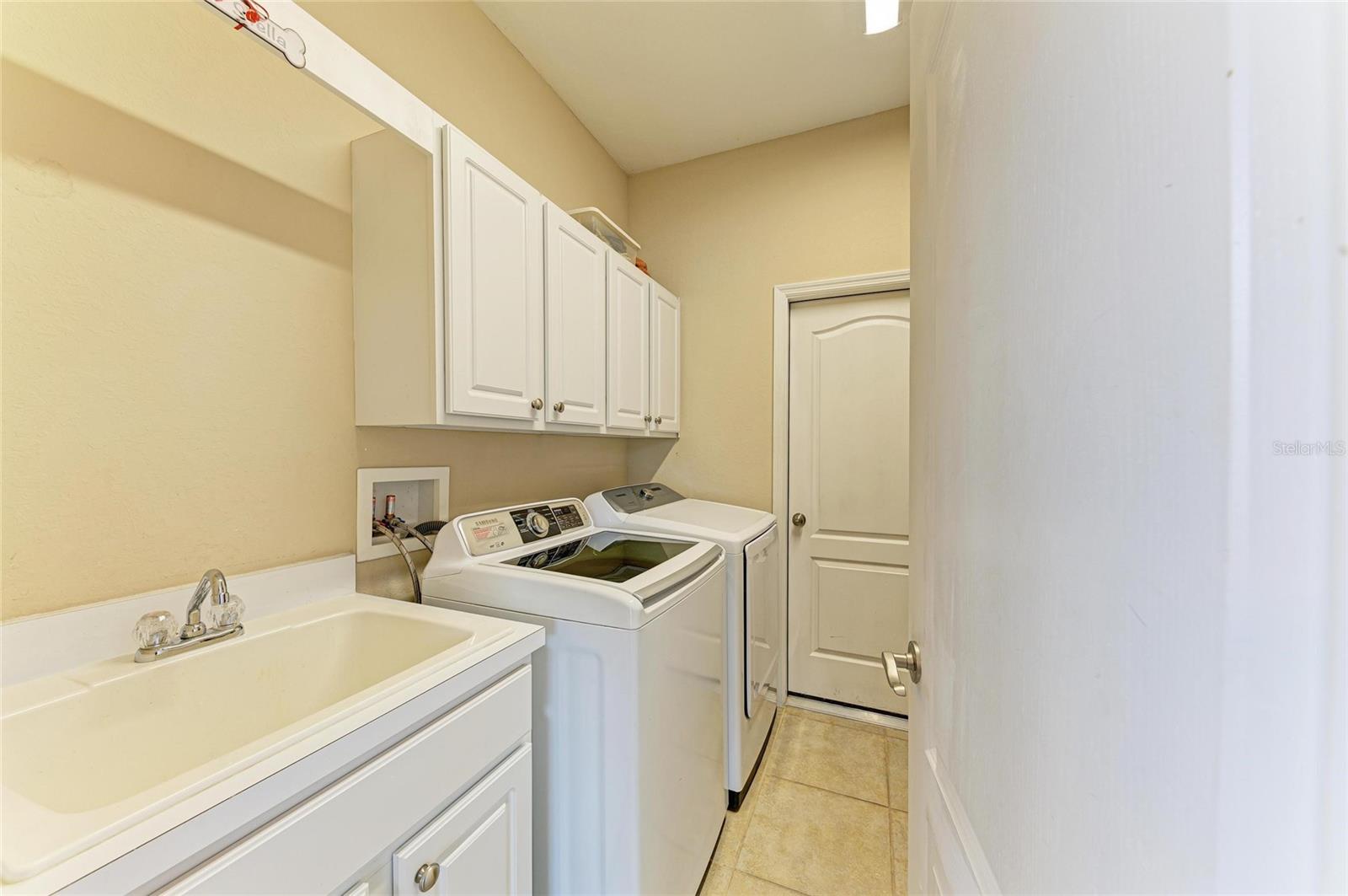 Image 42 of 89 For 235 River Enclave Court