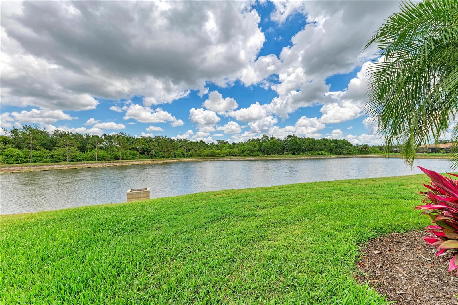 Image 63 of 89 For 235 River Enclave Court