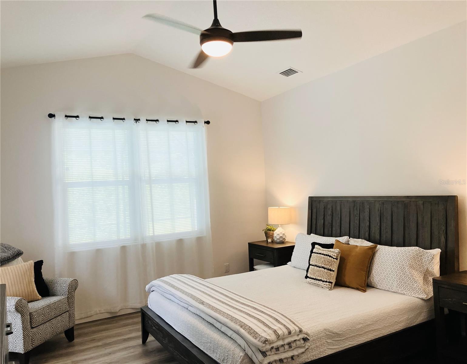 Image 15 of 25 For 17605 Roanwood Court