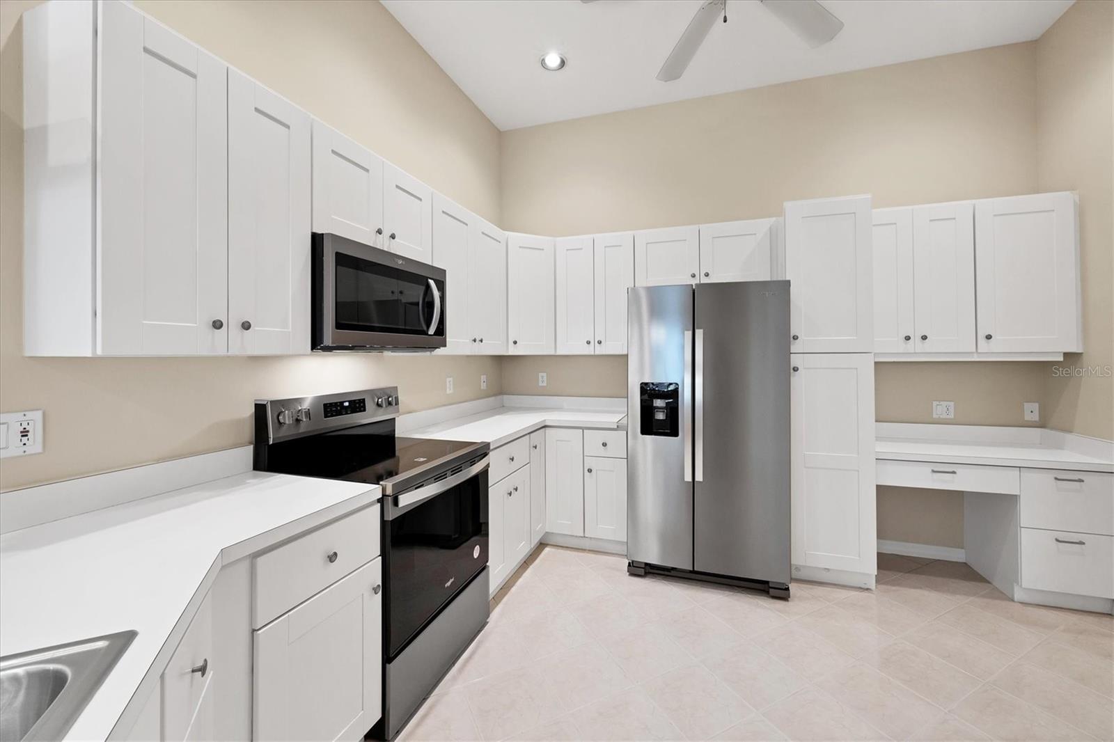 Image 11 of 55 For 6222 Country Club Way