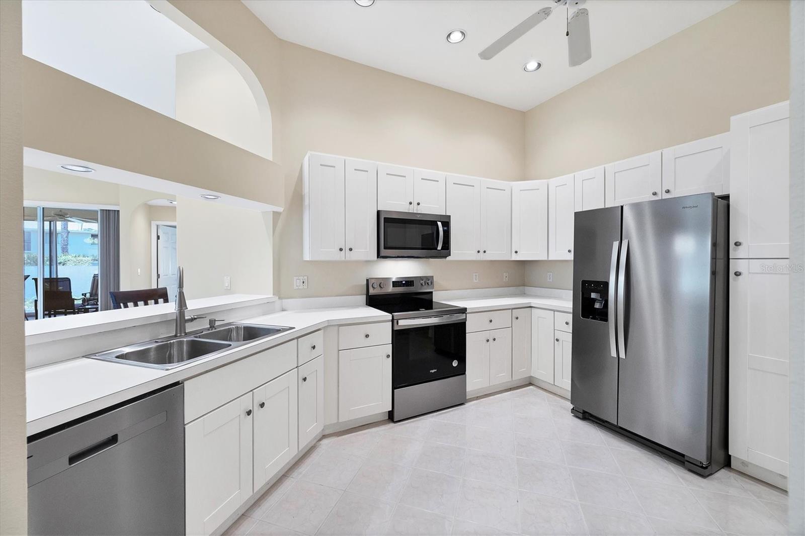 Image 12 of 55 For 6222 Country Club Way