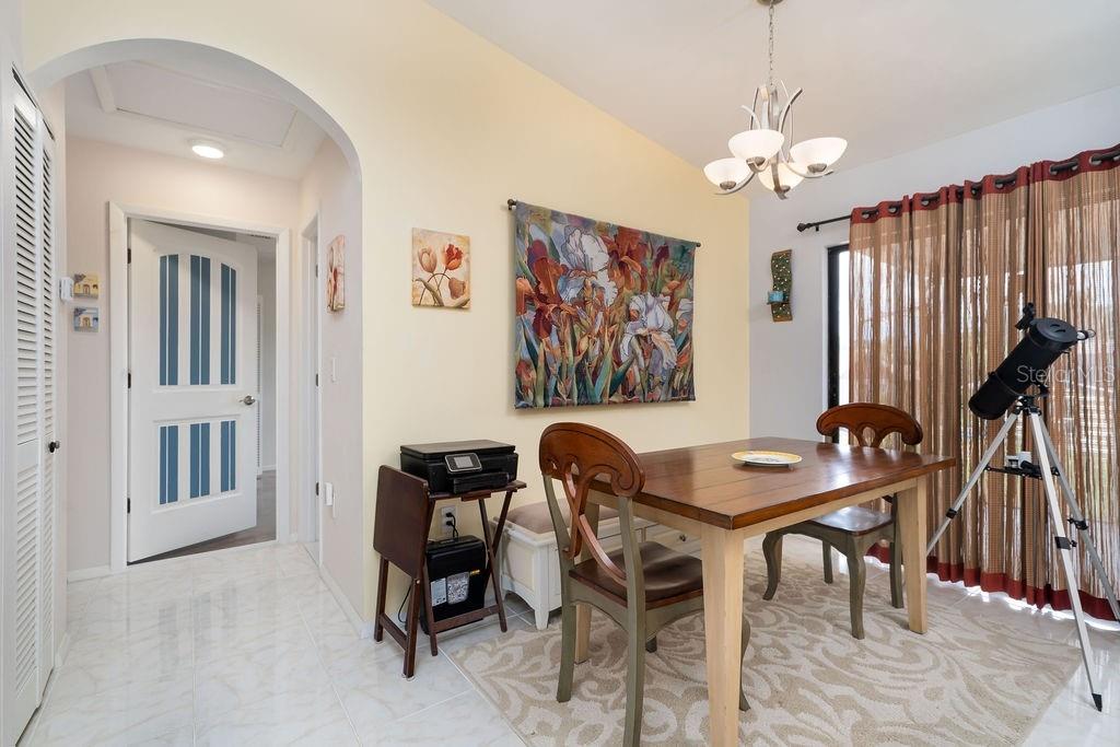 Image 6 of 20 For 2715 36th Avenue Terrace E