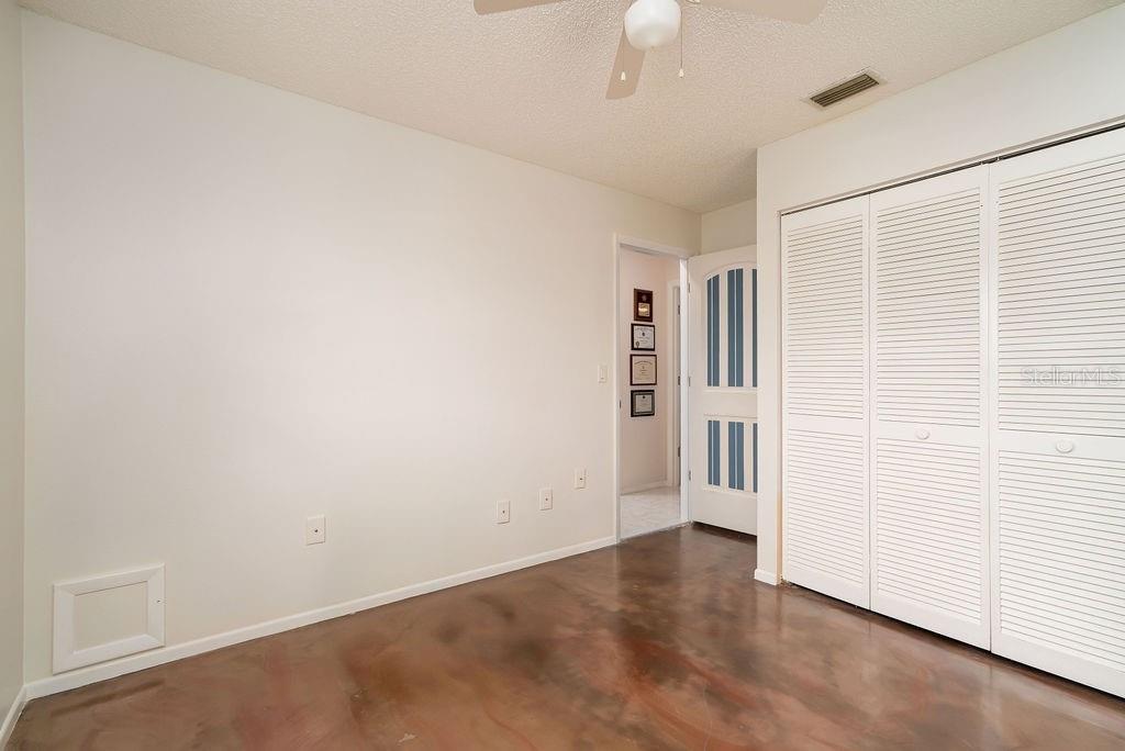 Image 8 of 20 For 2715 36th Avenue Terrace E
