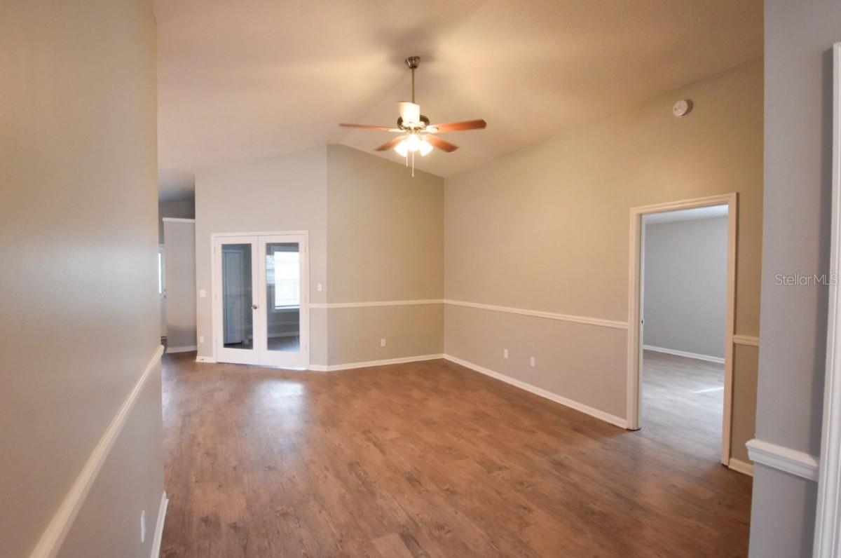 Image 3 of 9 For 7555 Stidham Drive