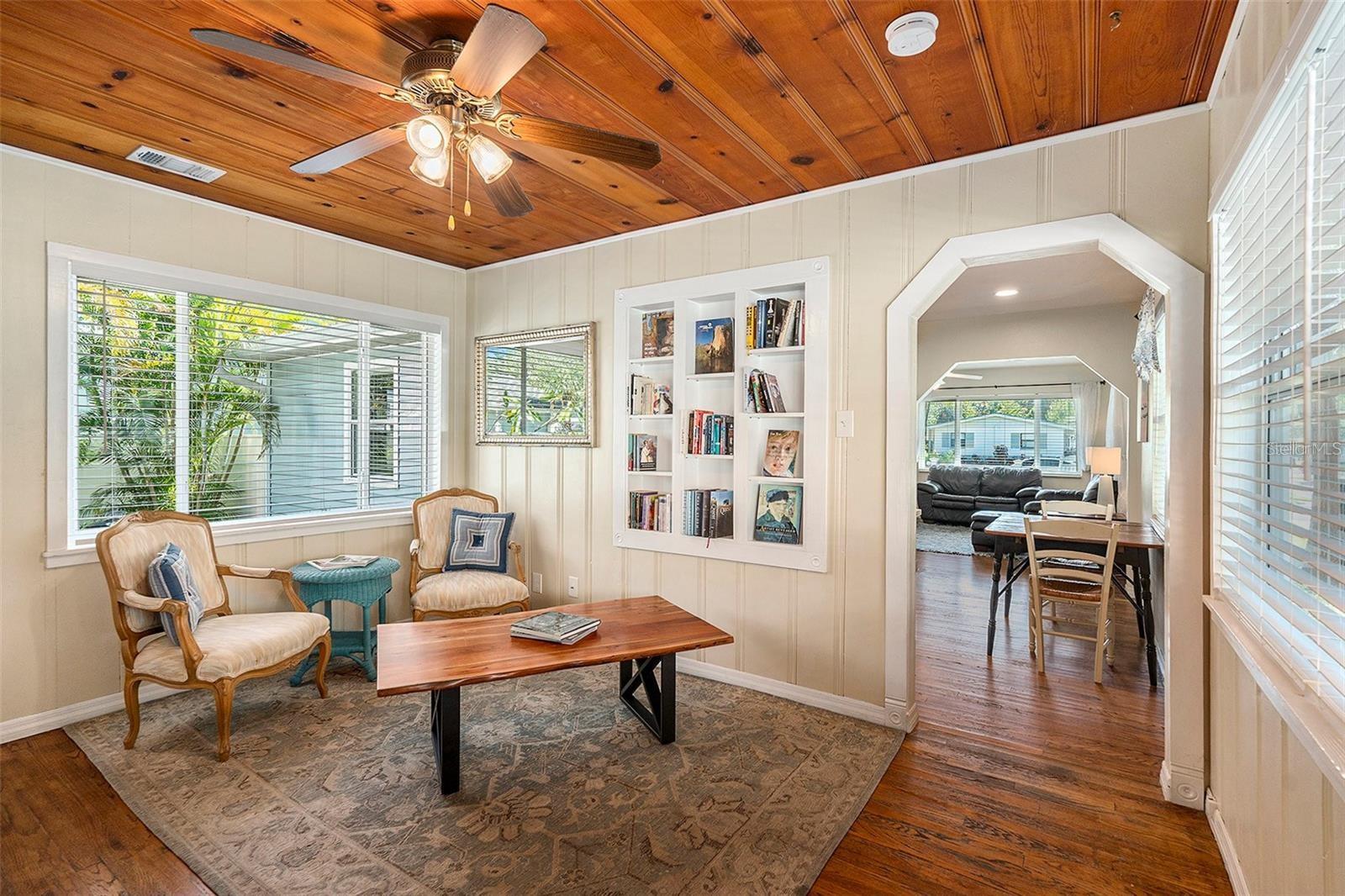 Image 11 of 33 For 777 51st Avenue N
