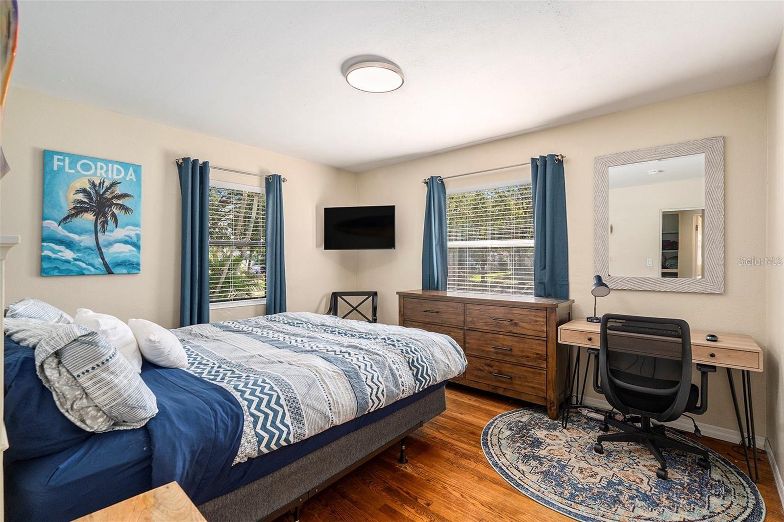 Image 13 of 33 For 777 51st Avenue N