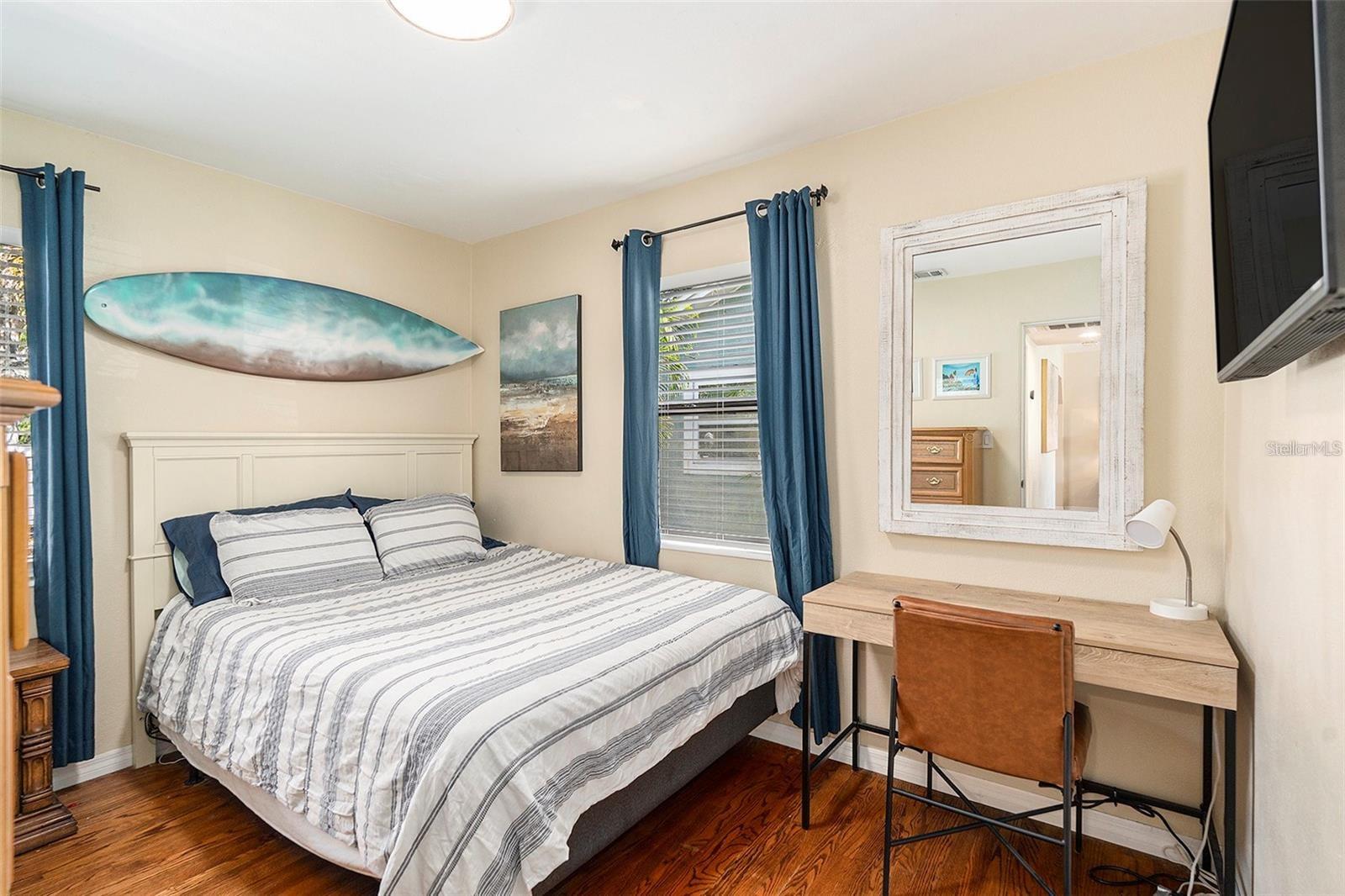 Image 16 of 33 For 777 51st Avenue N