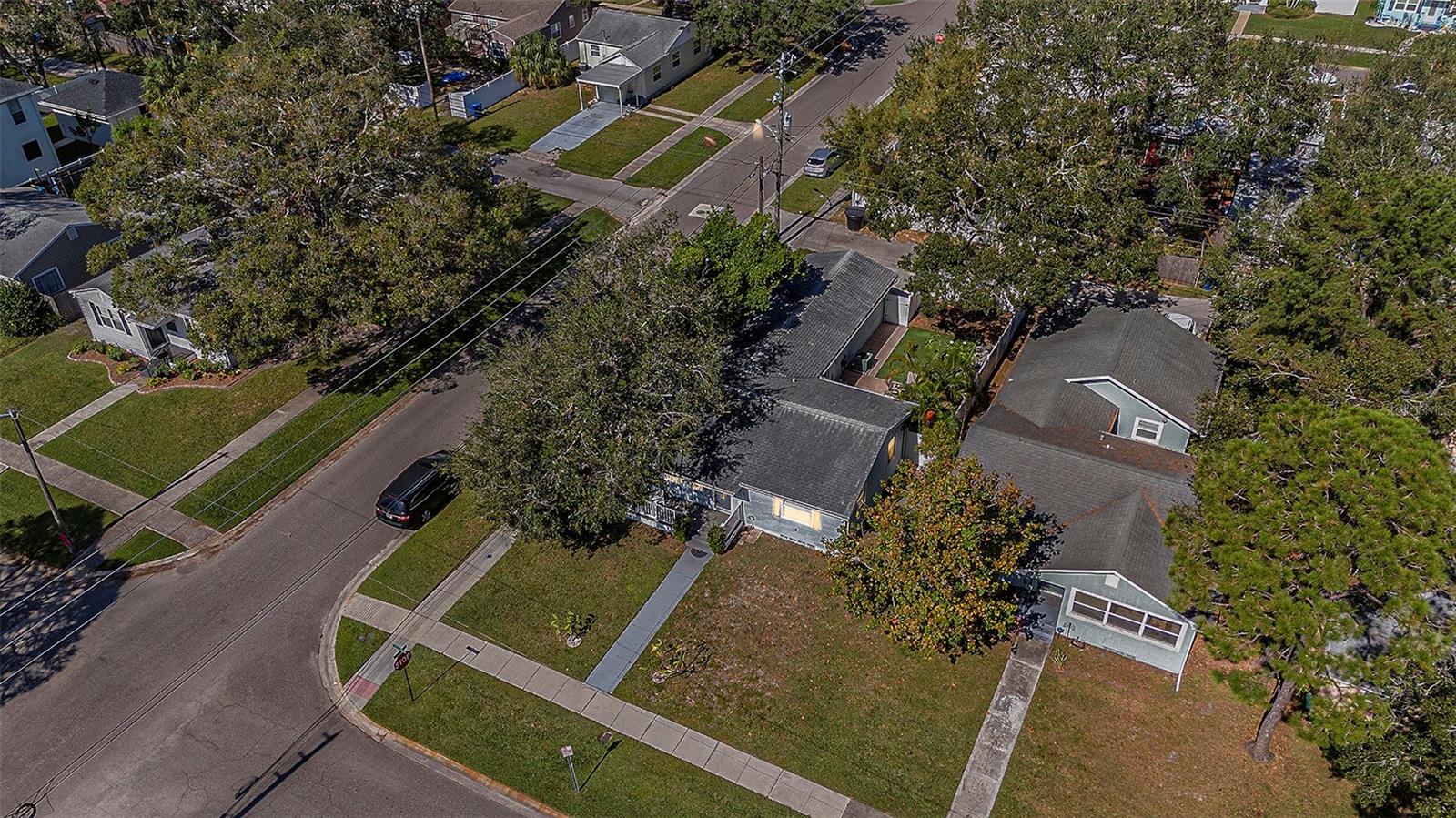Image 29 of 33 For 777 51st Avenue N