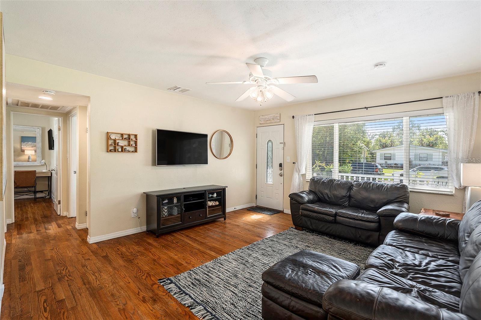 Image 7 of 33 For 777 51st Avenue N