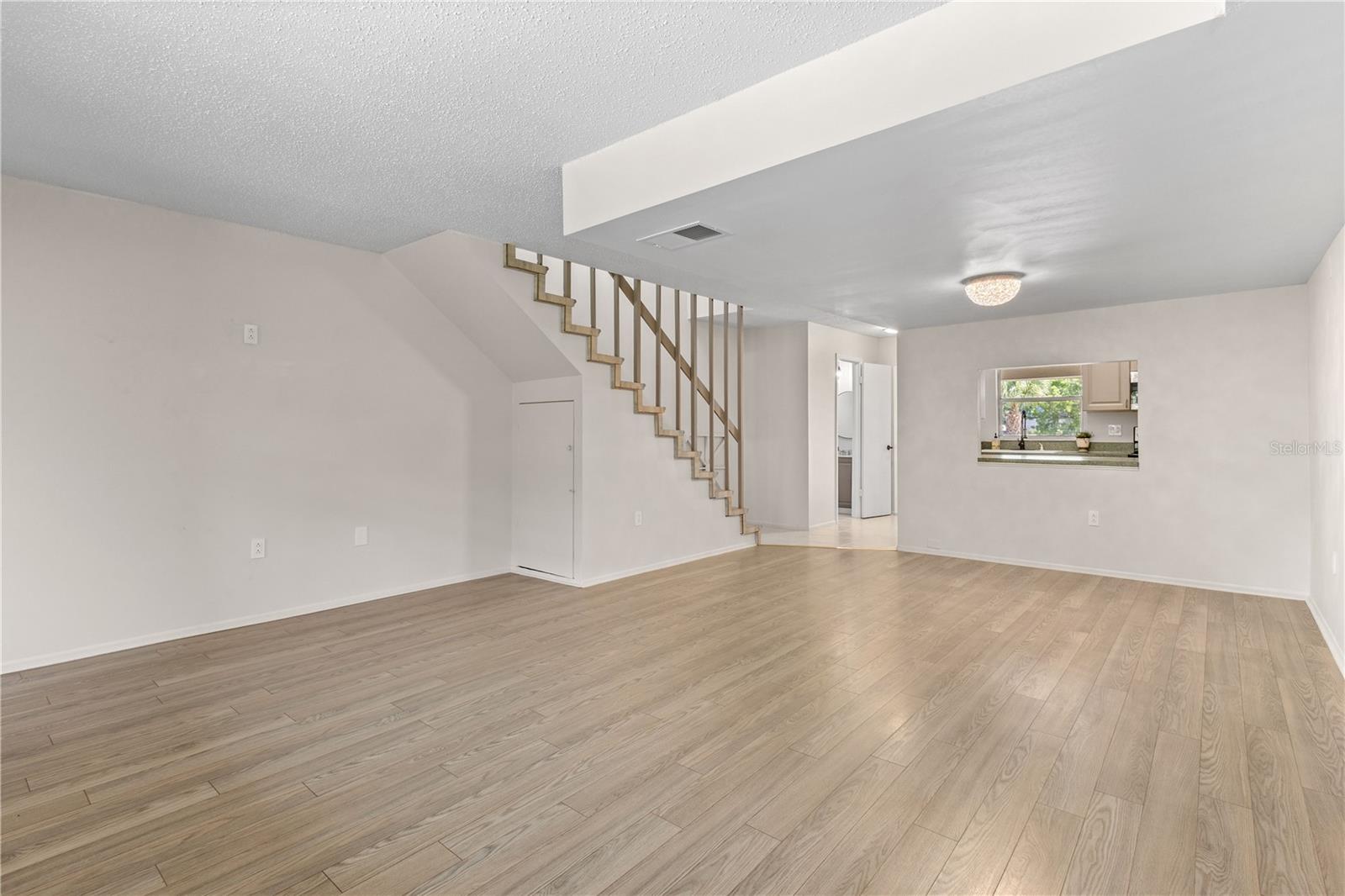 Image 10 of 34 For 3212 Ramblewood Drive N 3212