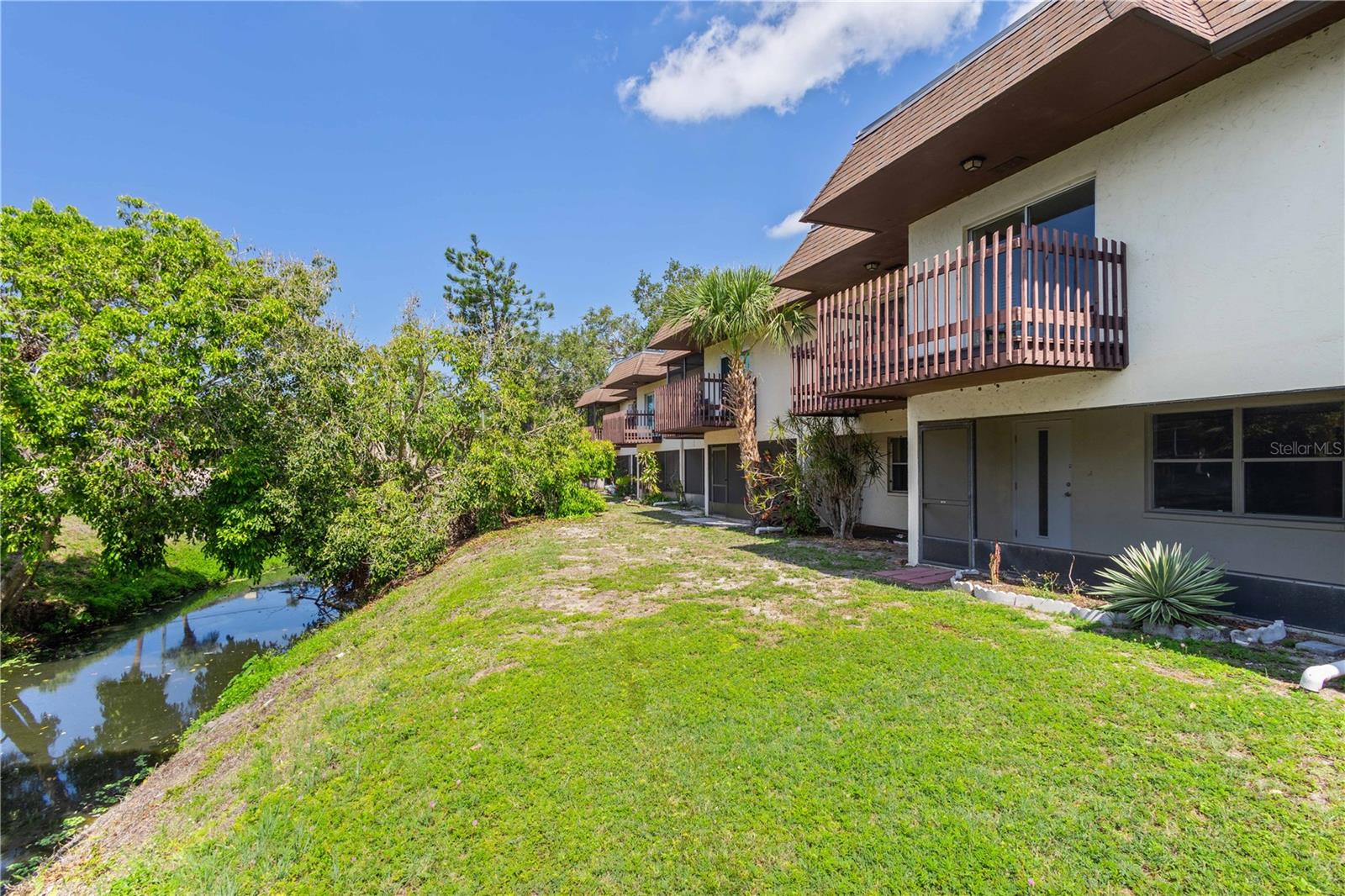 Image 28 of 34 For 3212 Ramblewood Drive N 3212
