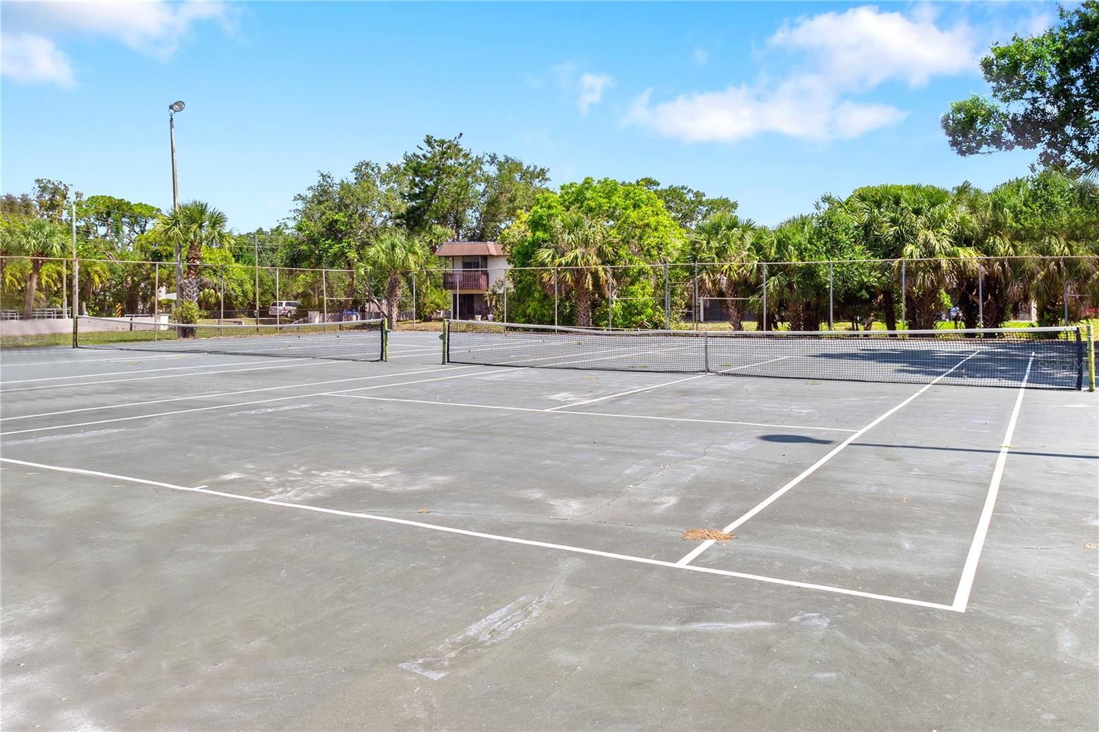 Image 33 of 34 For 3212 Ramblewood Drive N 3212