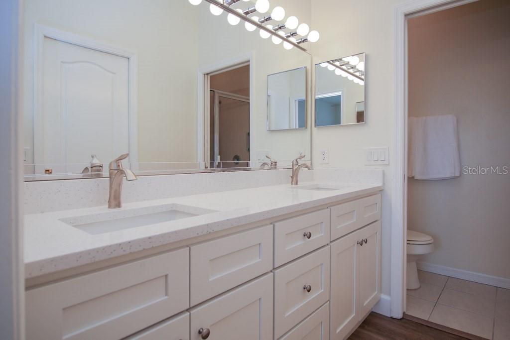 Image 18 of 32 For 6448 7th Avenue Circle W