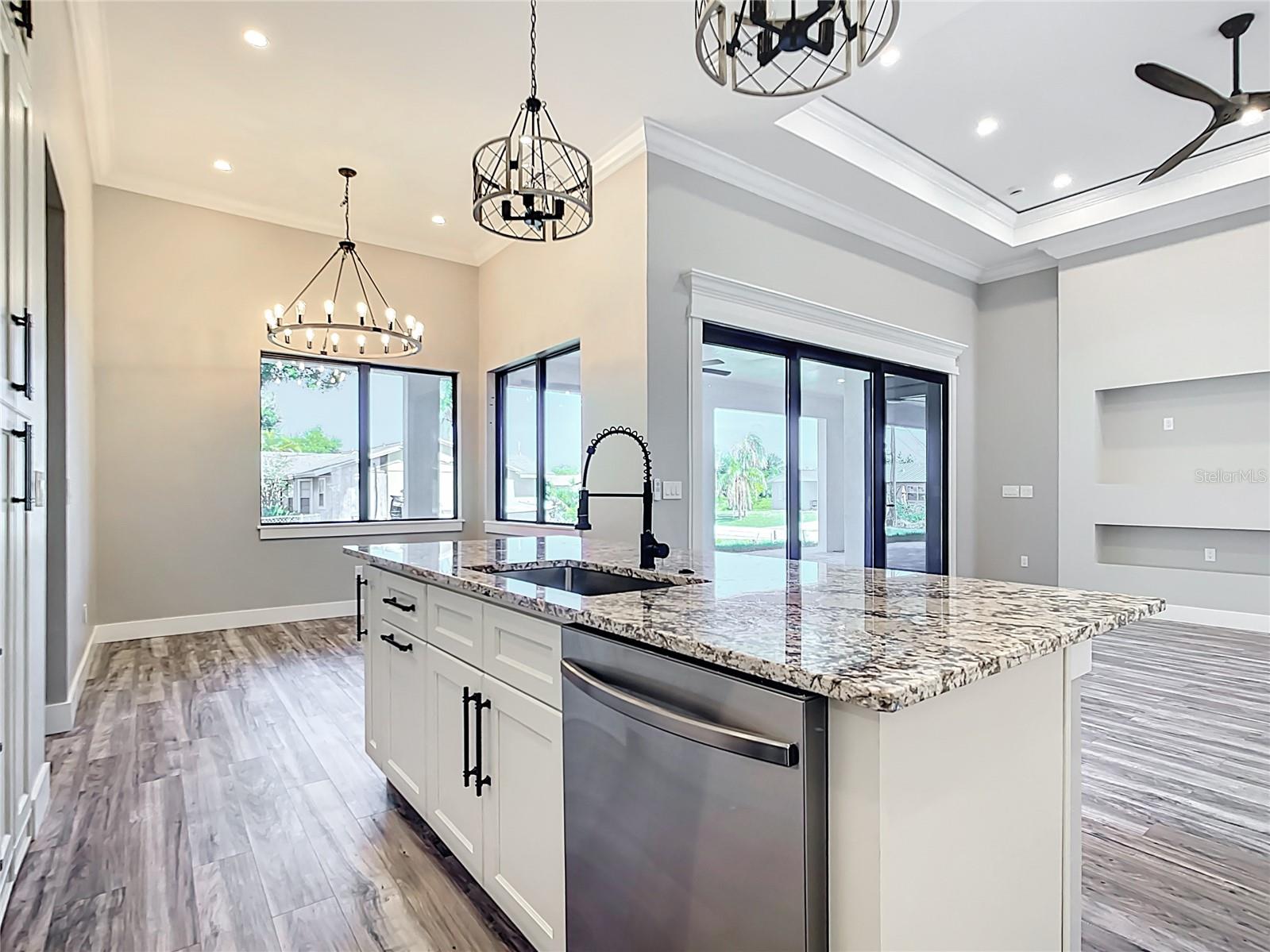 Image 11 of 53 For 10588 Kidron Avenue