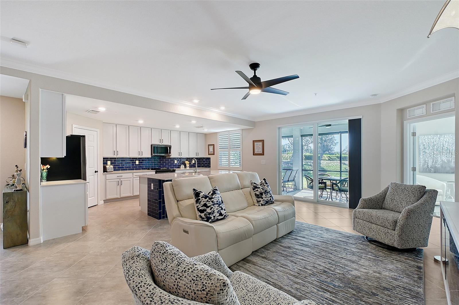 Listing photo id 9 for 1017 Tidewater Shores Loop 1017