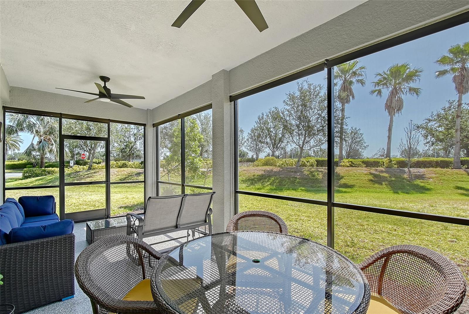 Listing photo id 12 for 1017 Tidewater Shores Loop 1017