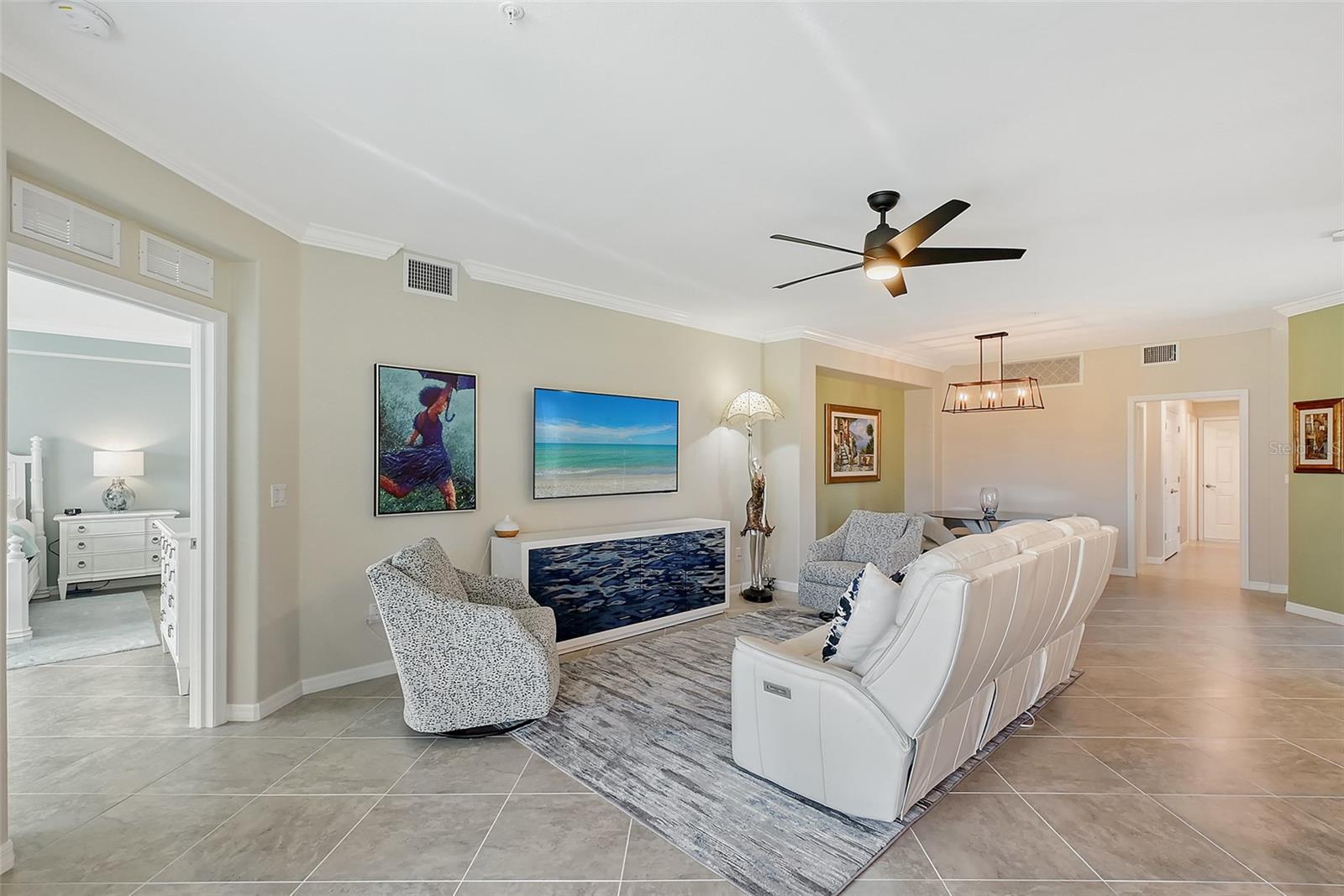 Listing photo id 18 for 1017 Tidewater Shores Loop 1017