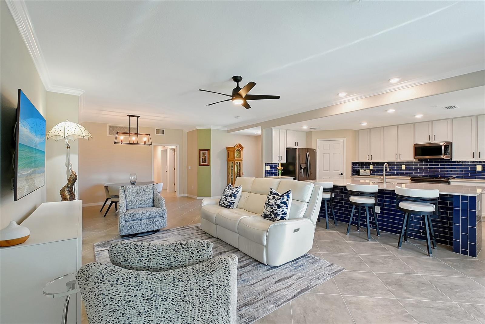 Listing photo id 19 for 1017 Tidewater Shores Loop 1017
