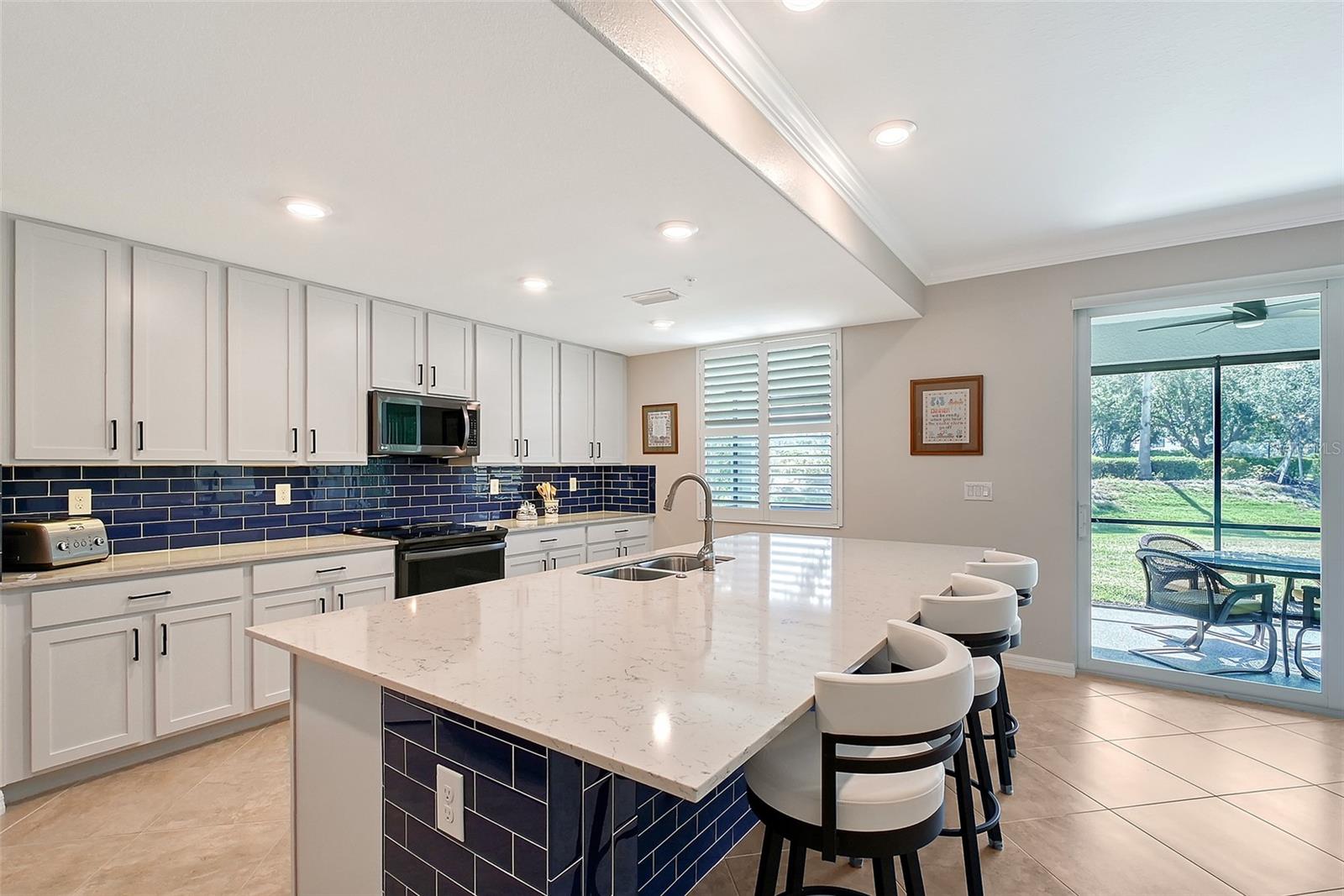Listing photo id 21 for 1017 Tidewater Shores Loop 1017