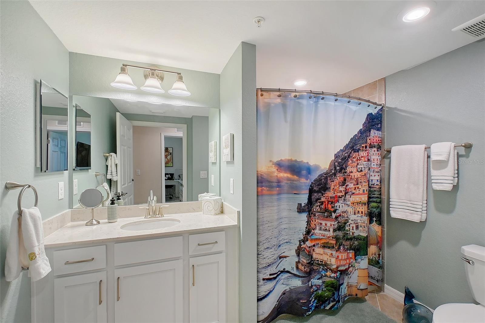 Listing photo id 34 for 1017 Tidewater Shores Loop 1017