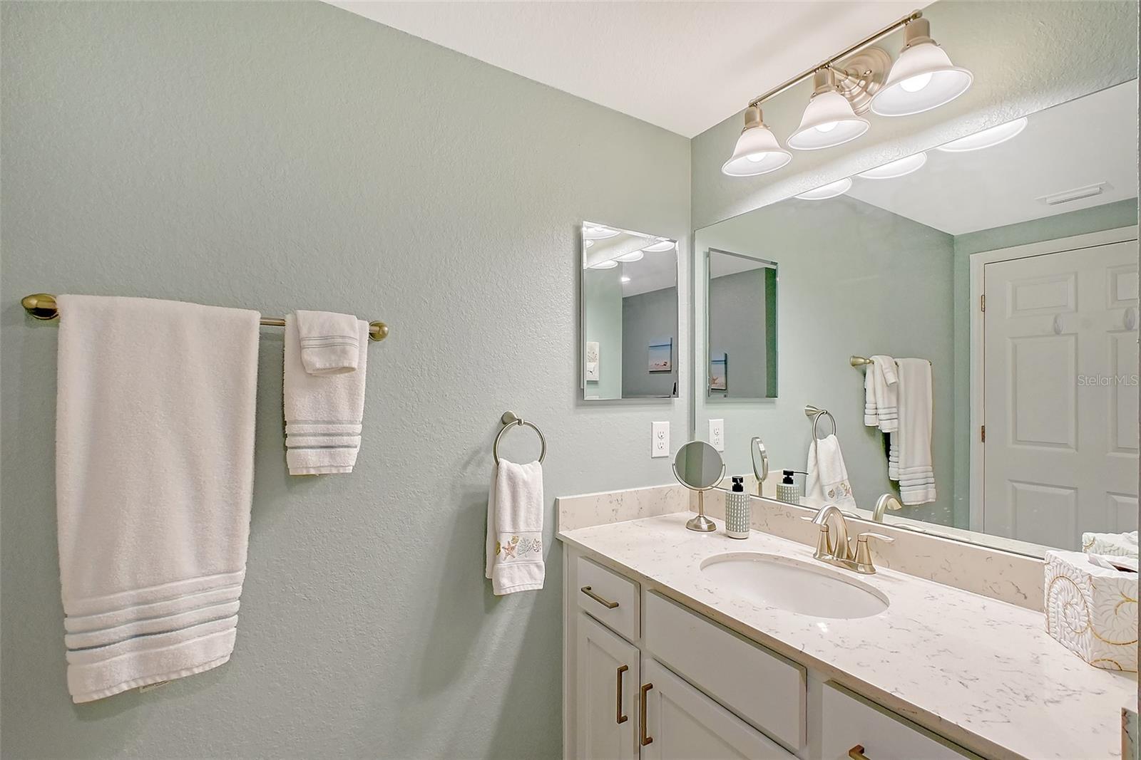 Listing photo id 35 for 1017 Tidewater Shores Loop 1017