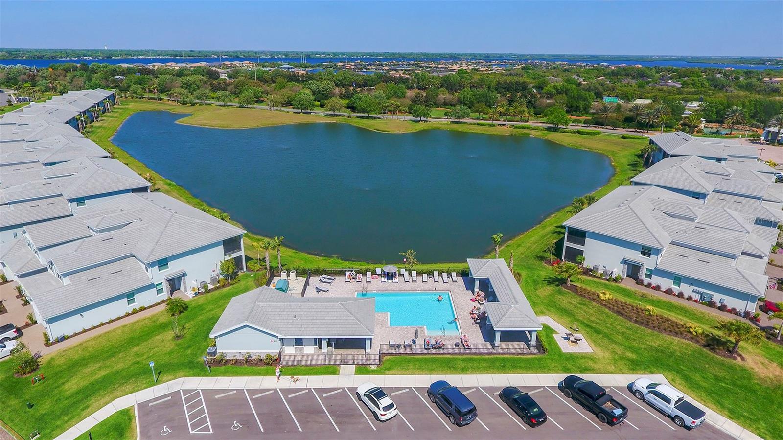 Listing photo id 45 for 1017 Tidewater Shores Loop 1017